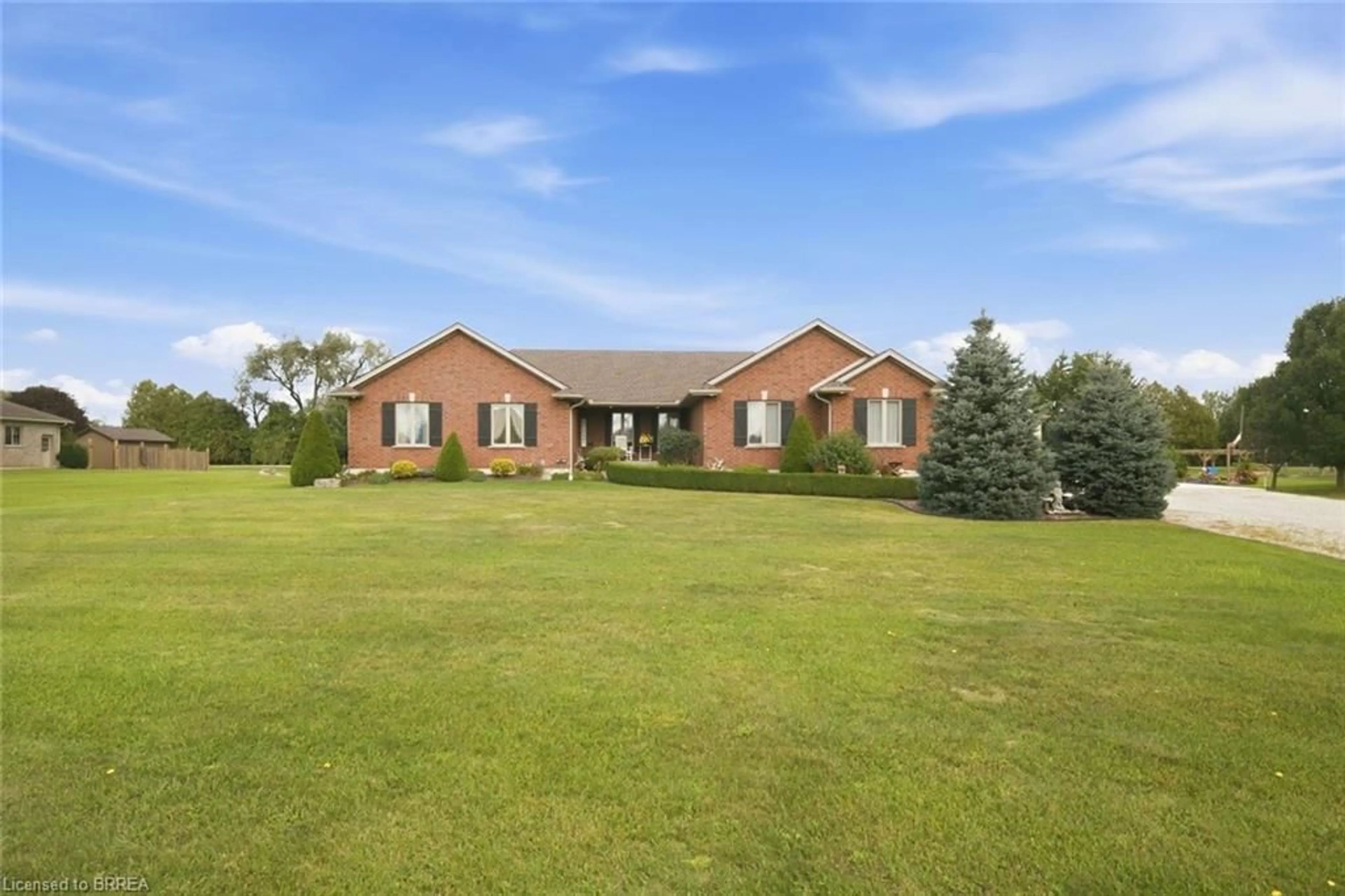 A pic from outside/outdoor area/front of a property/back of a property/a pic from drone, unknown for 172 Highway 53, Cathcart Ontario N0E 1B0