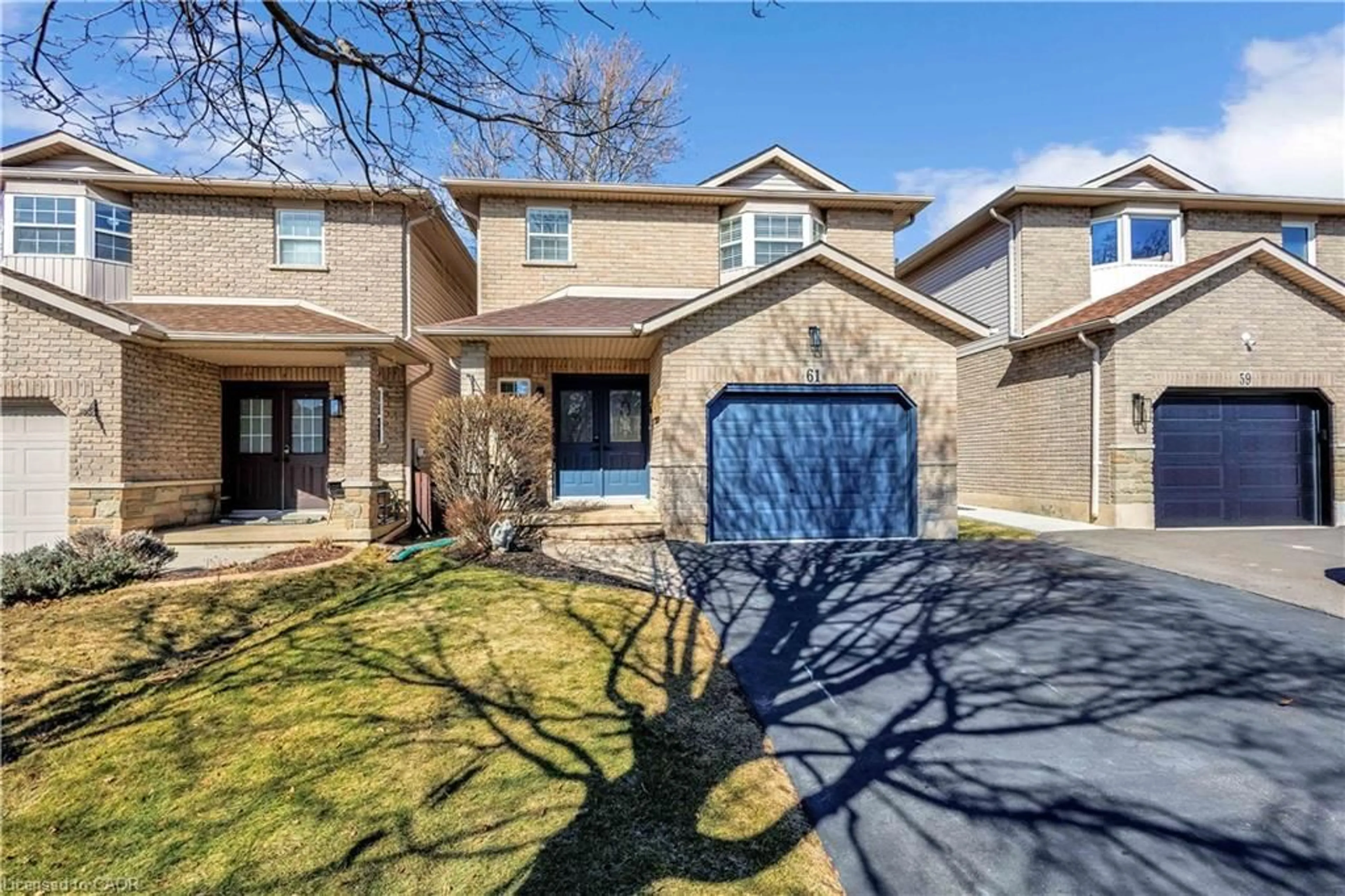 Home with brick exterior material, street for 61 Kendrick Crt, Ancaster Ontario L9G 5A5