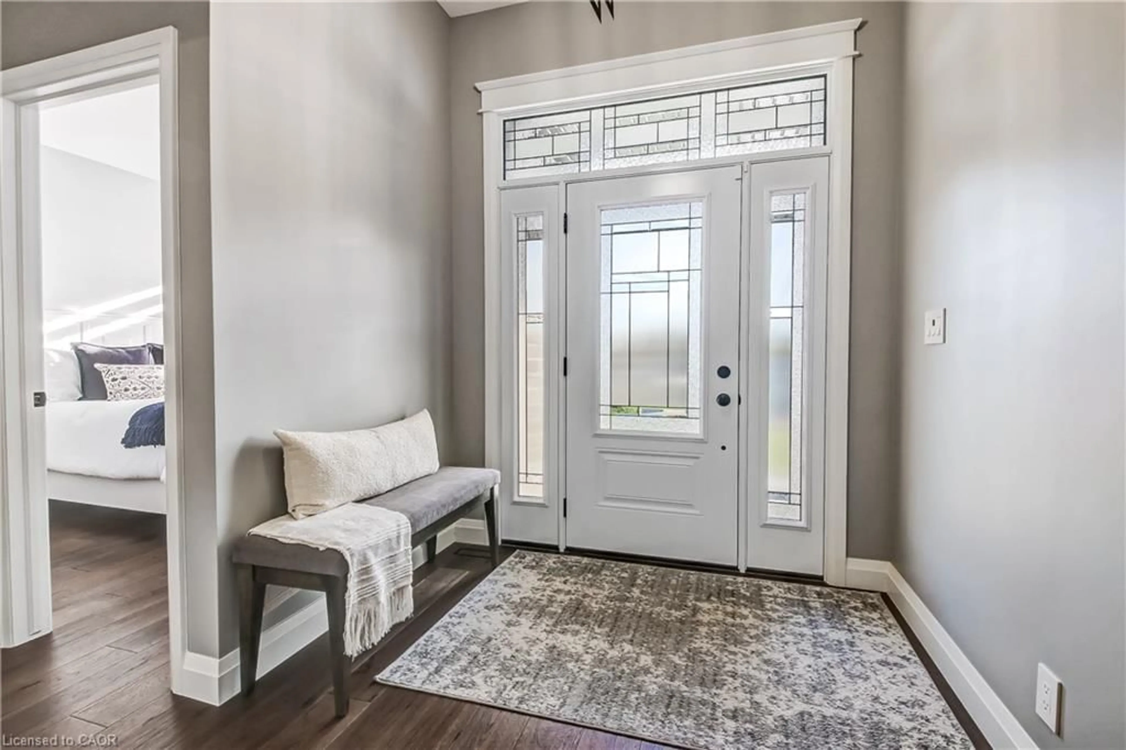 Indoor entryway for 42 Judd Dr, Simcoe Ontario N3Y 0G7