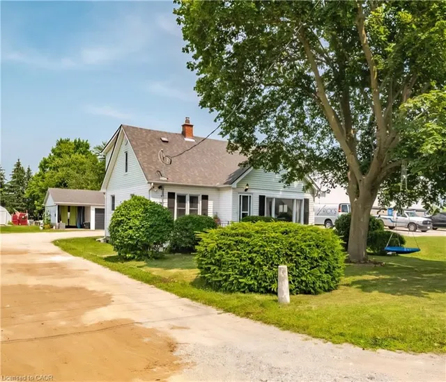 509 Queensway, Simcoe