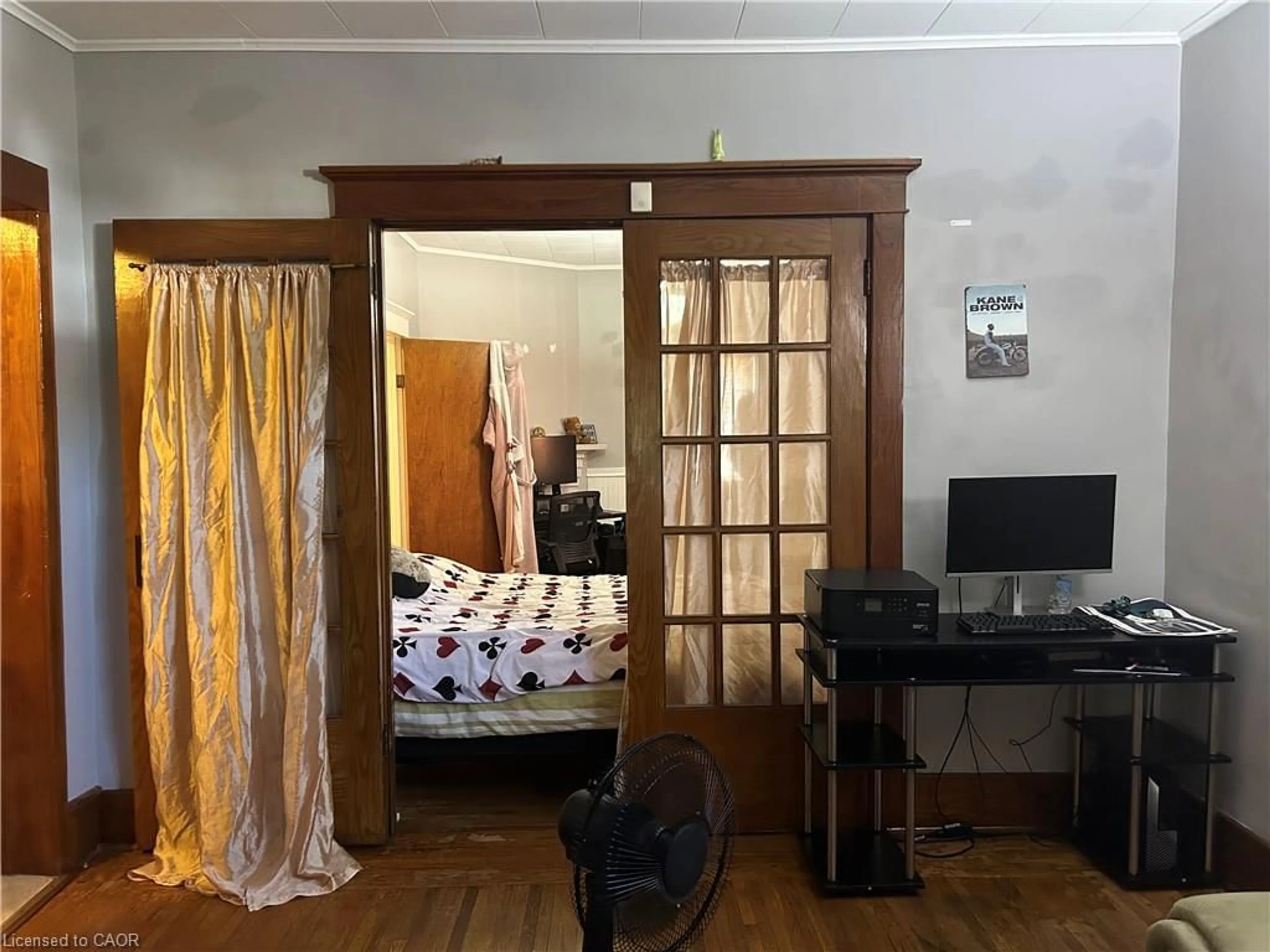 A pic of a room for 102 Stanley St, Simcoe Ontario N3Y 1M4