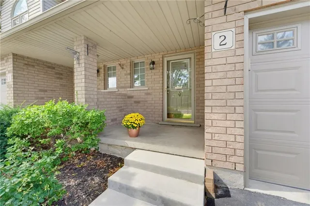 40 Braemar Ave #2, Caledonia 2
