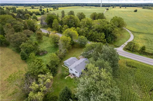 1919 Highway 3, Dunnville 2