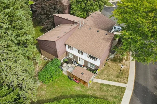 45 Marksam Rd #129, Guelph 2