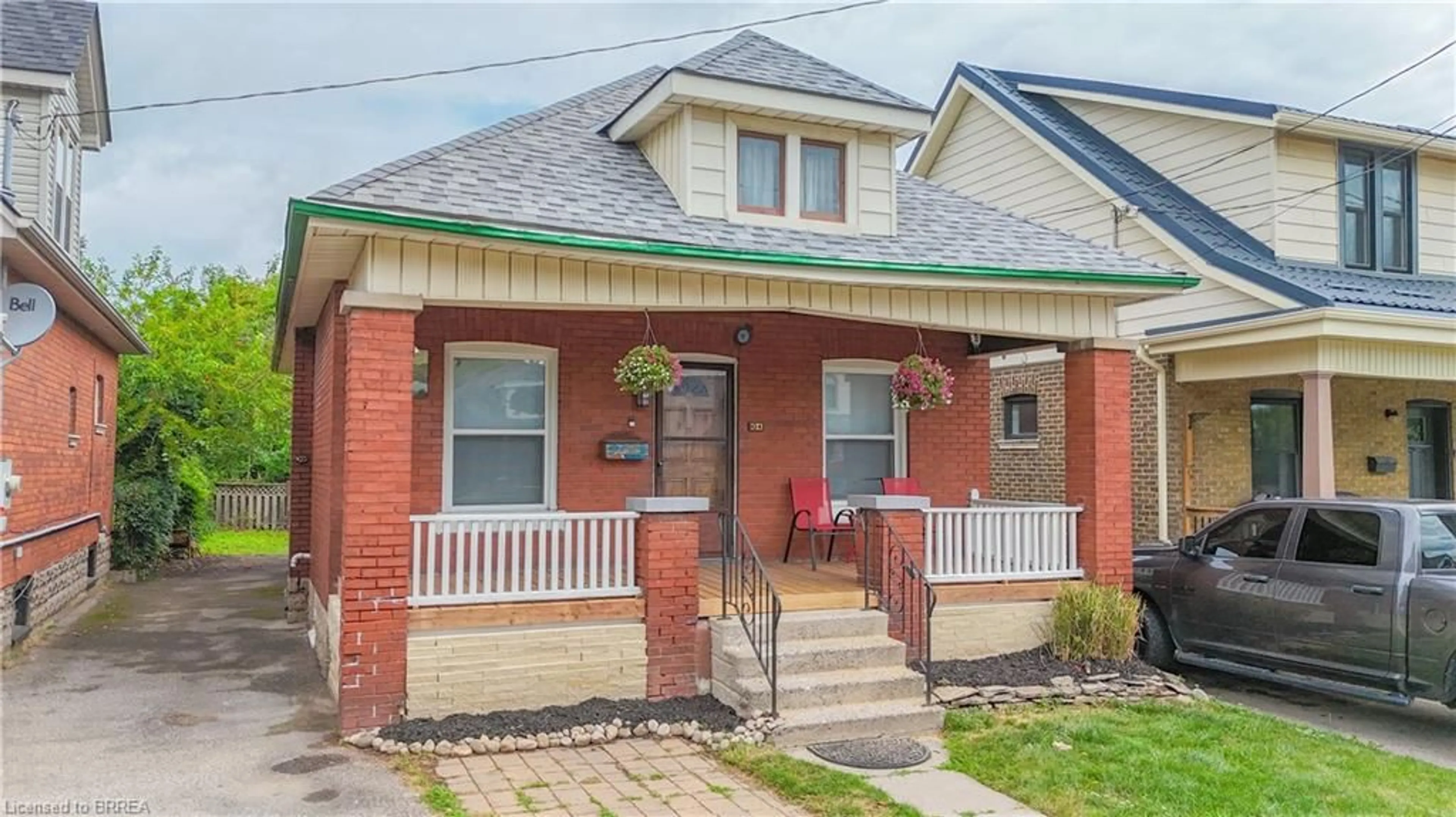 Home with brick exterior material, street for 104 Mary St, Brantford Ontario N3S 3B7