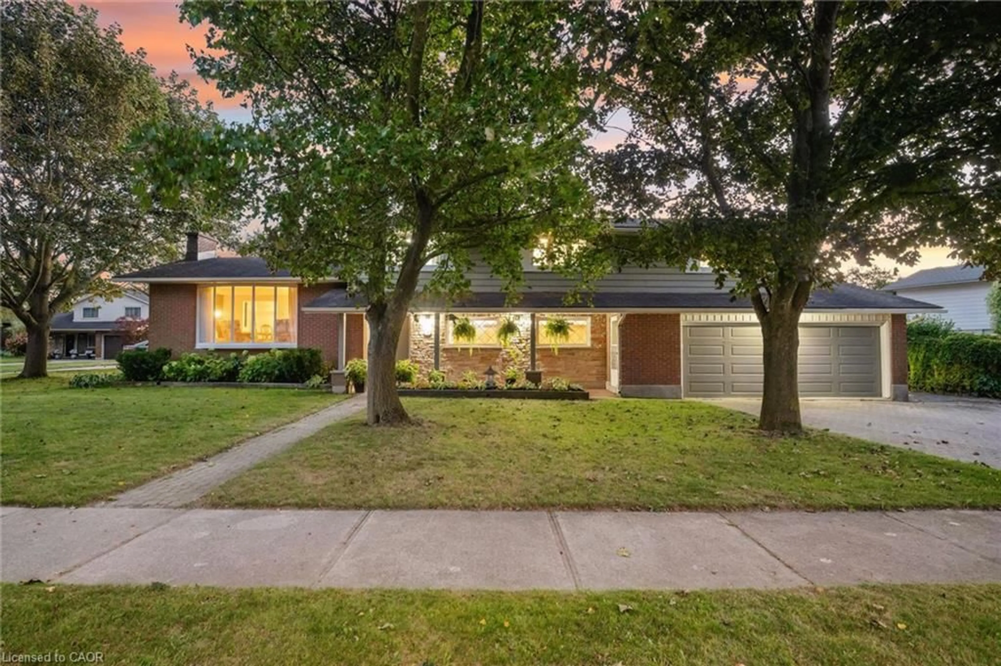 Home with brick exterior material, street for 19 Christine Cres, Kitchener Ontario N2B 2M2