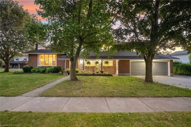 19 Christine Cres, Kitchener 3