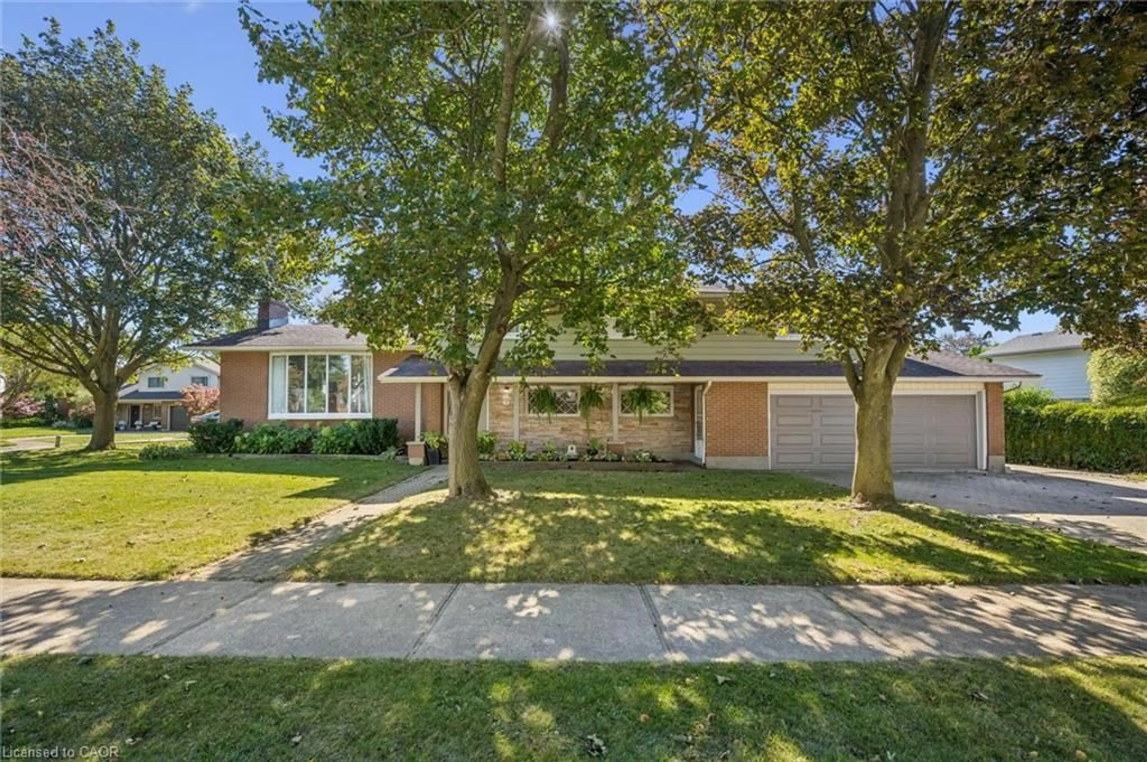Home with brick exterior material, street for 19 Christine Cres, Kitchener Ontario N2B 2M2