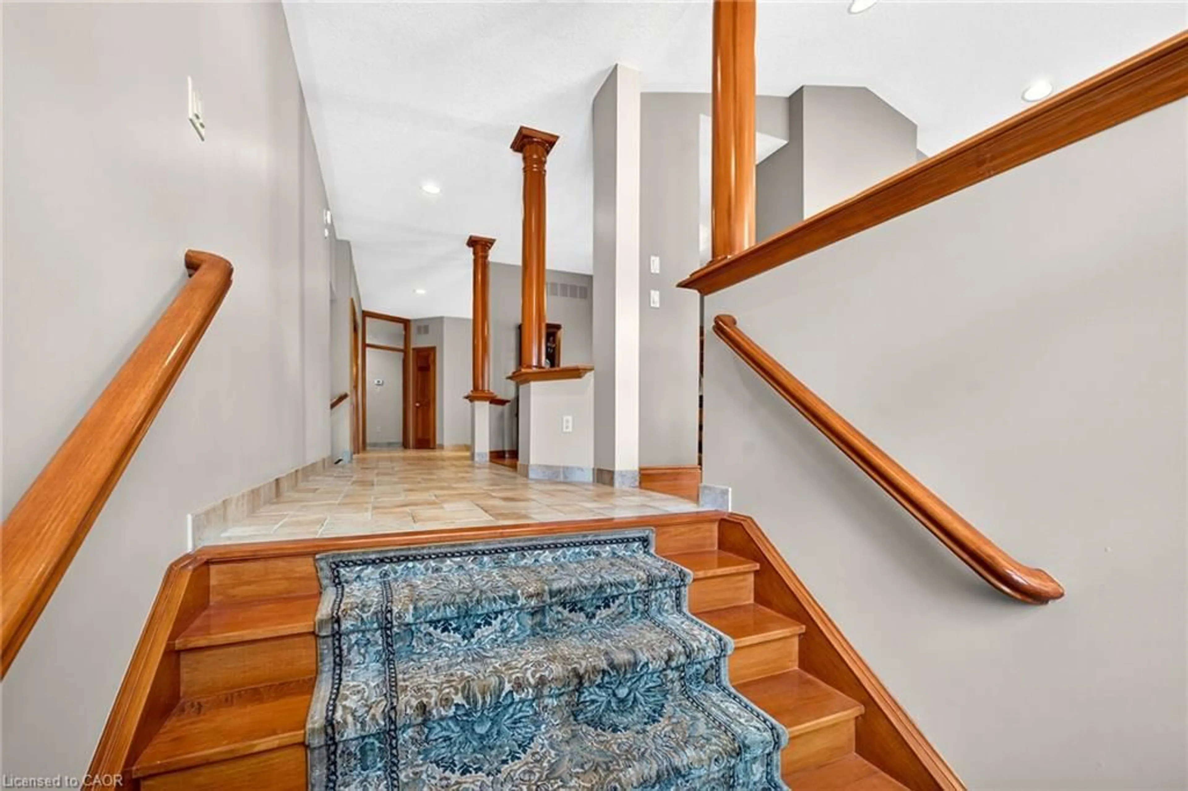 Unknown for 219 Jacqueline Blvd, Hamilton Ontario L9B 2T6