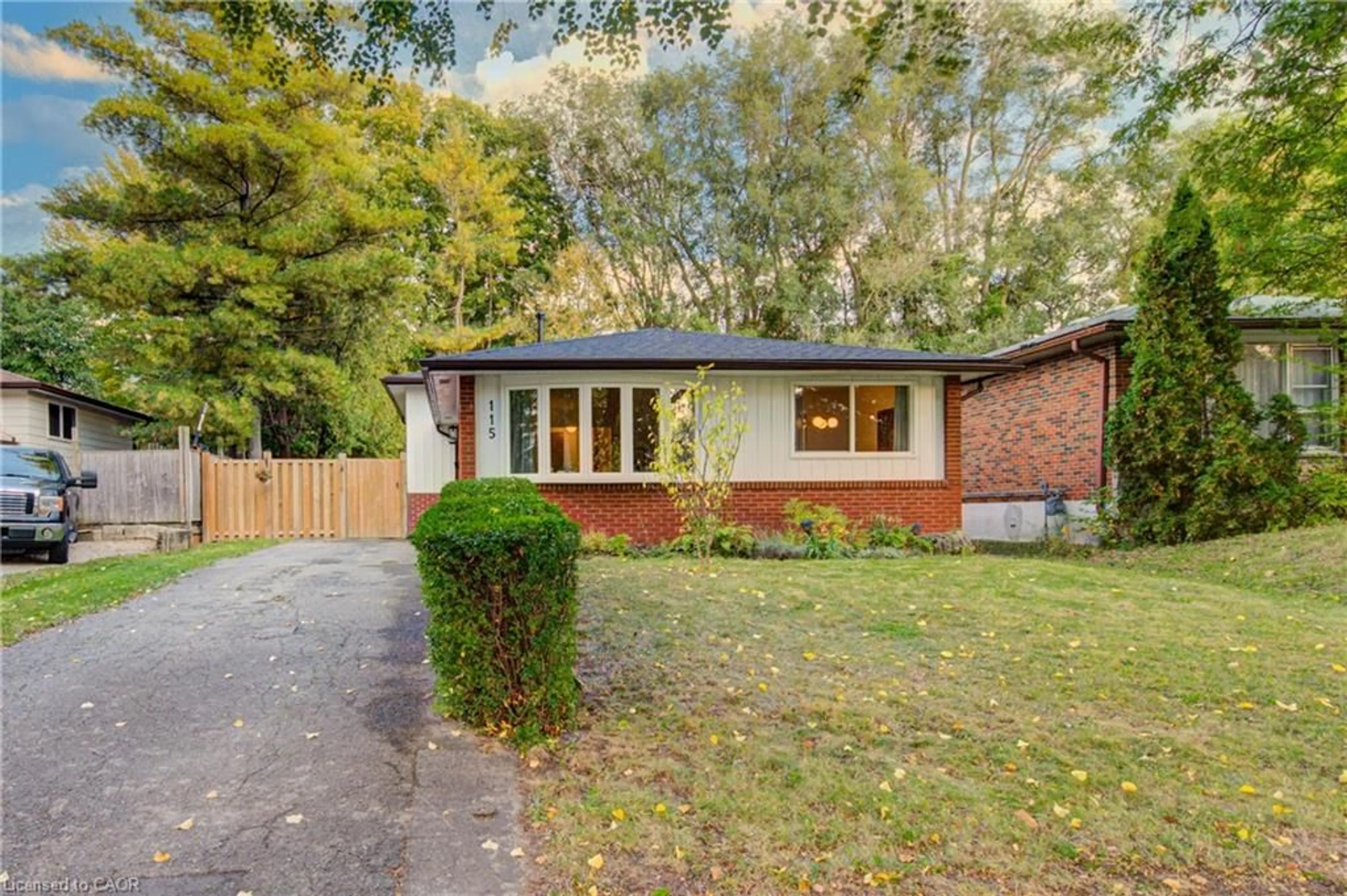 Home with brick exterior material, street for 115 Chopin Dr, Kitchener Ontario N2M 2G3