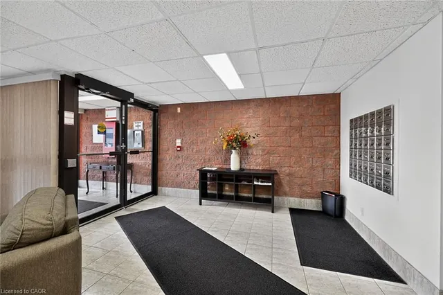 5 Mill Pond Crt #202, Simcoe 4