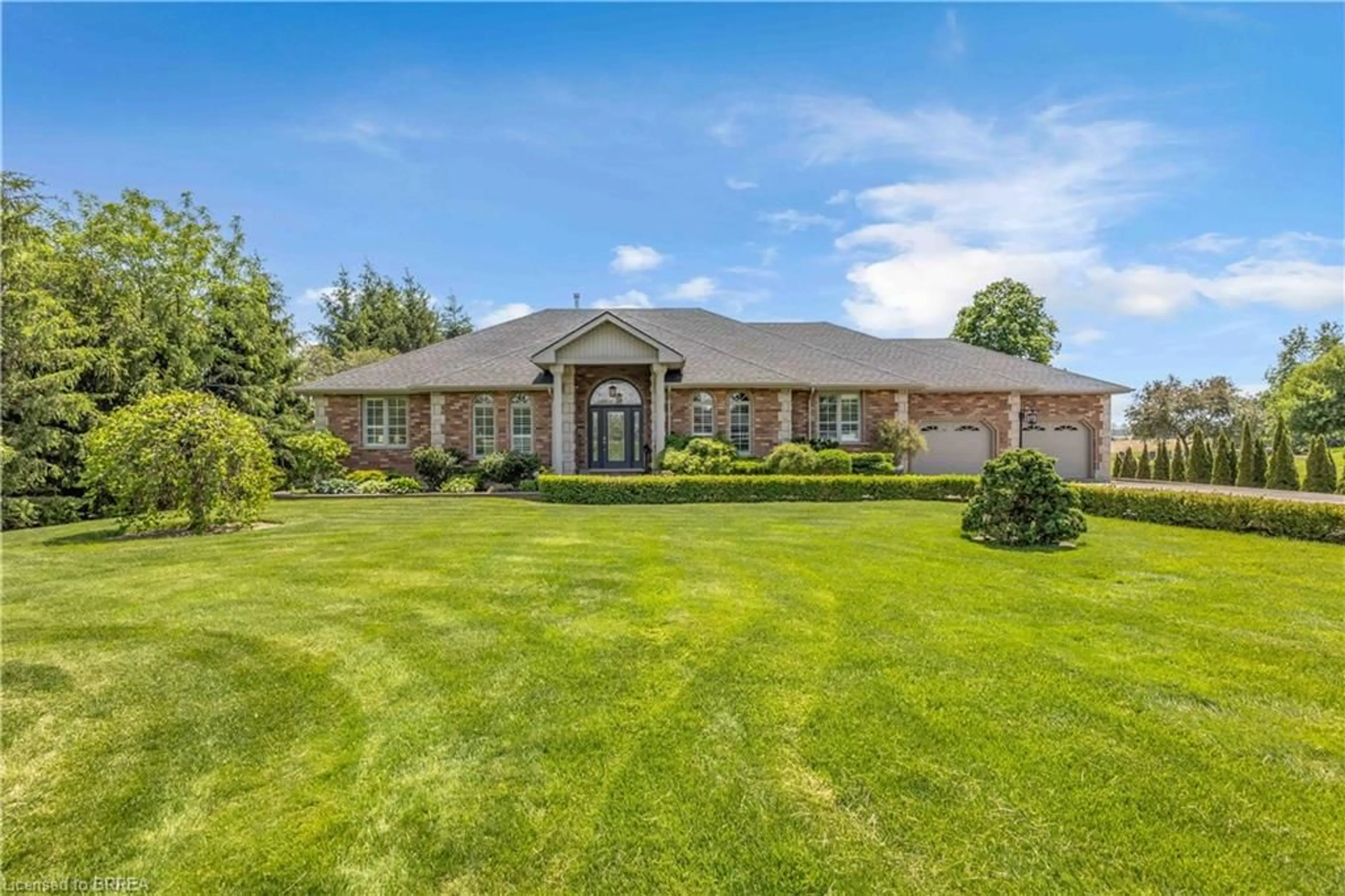A pic from outside/outdoor area/front of a property/back of a property/a pic from drone, unknown for 302 German School Rd, Paris Ontario N3L 3E1