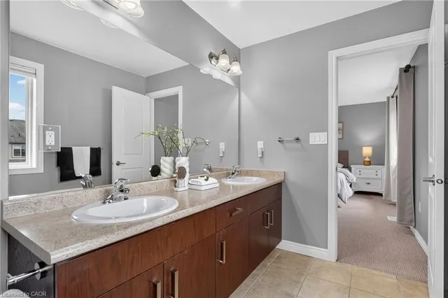 4890 Allan Crt, Beamsville 5