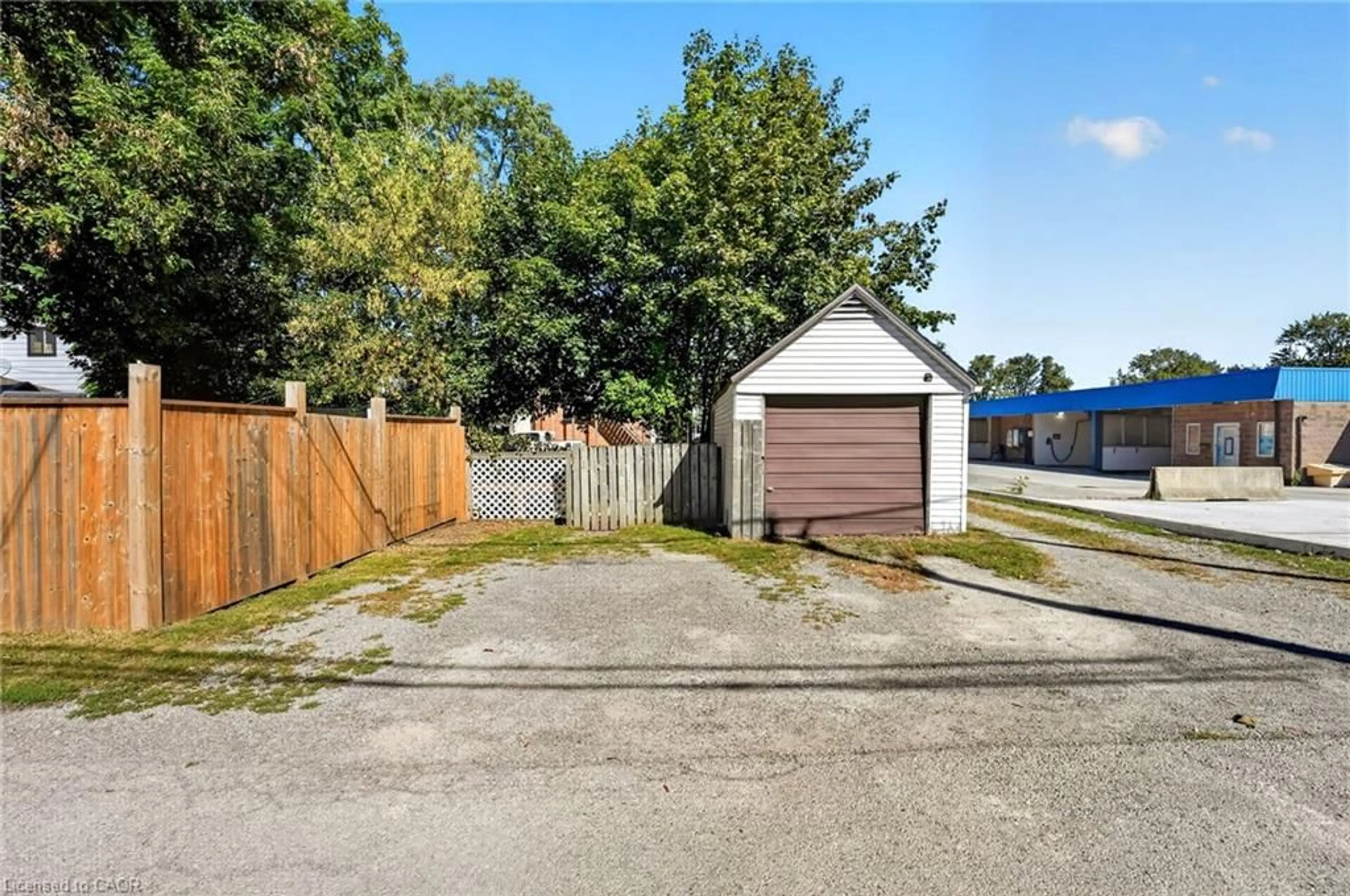 Shed for 213-215 Maple St, Dunnville Ontario N1A 2G3