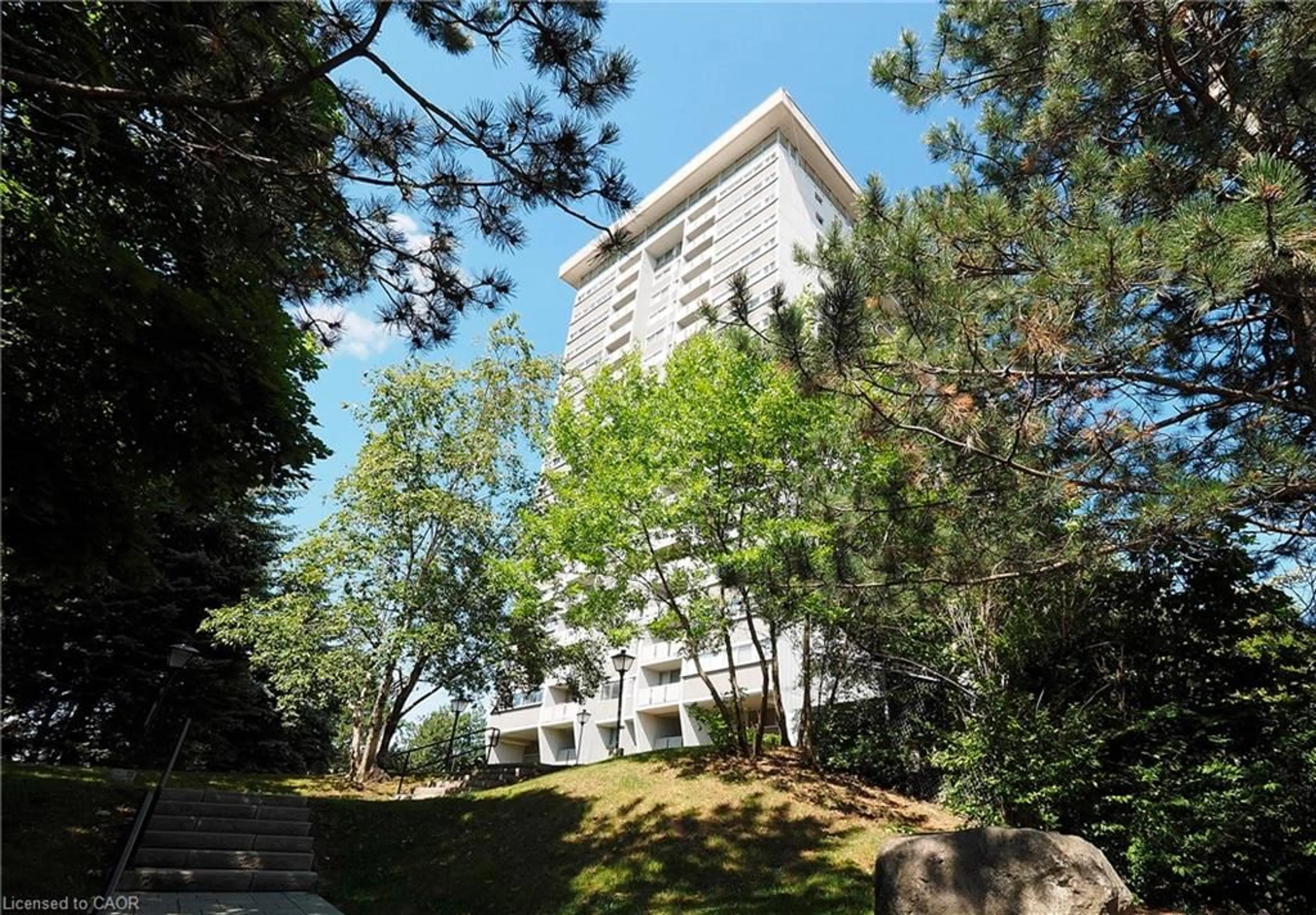 Unknown for 375 King St #1105, Waterloo Ontario N2J 4L6