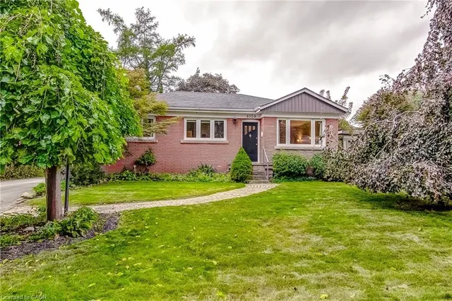 1059 Shepherds Dr, Burlington 2