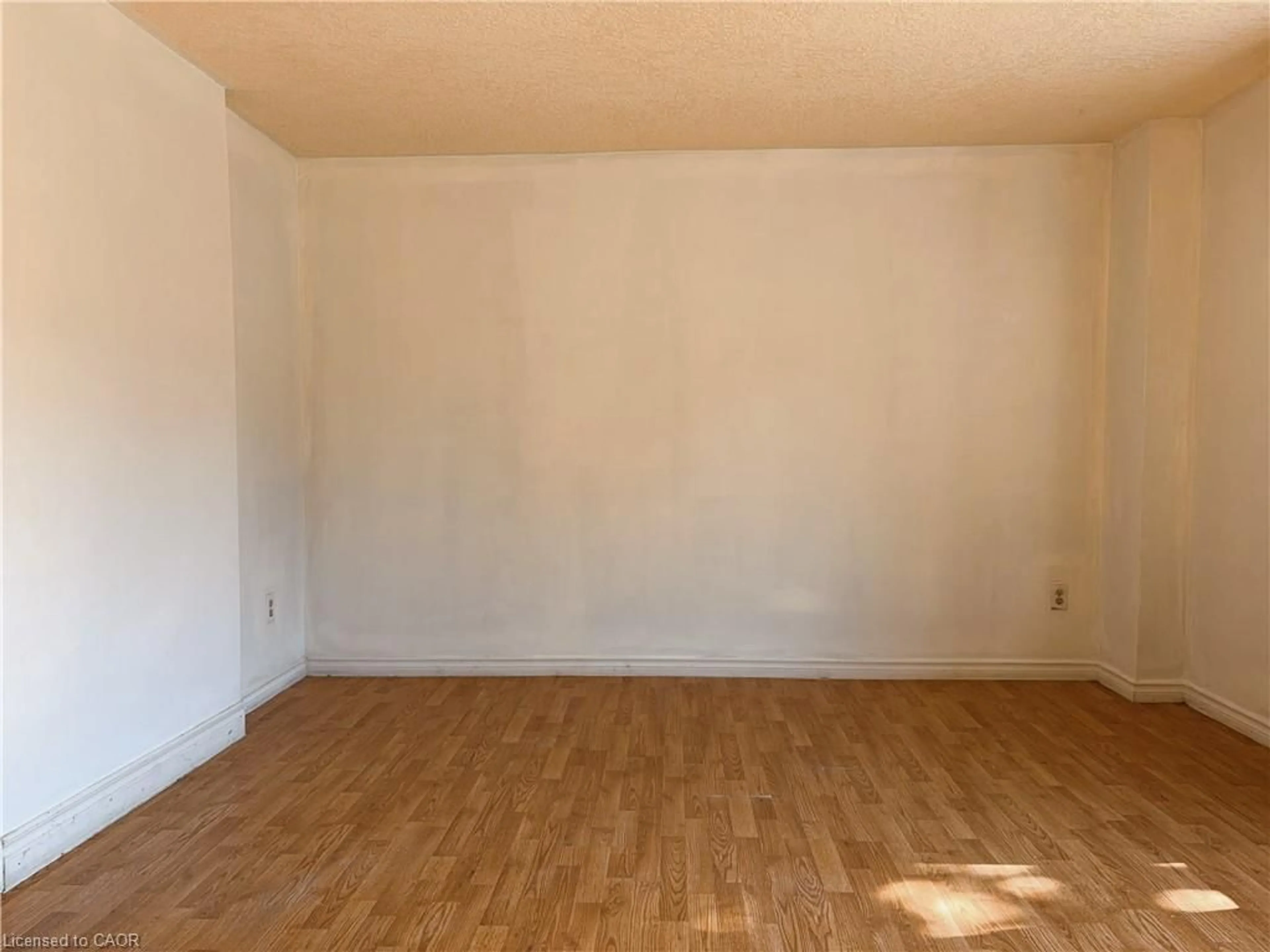 A pic of a room for 112 Northlake Dr #A, Waterloo Ontario N2V 1H6