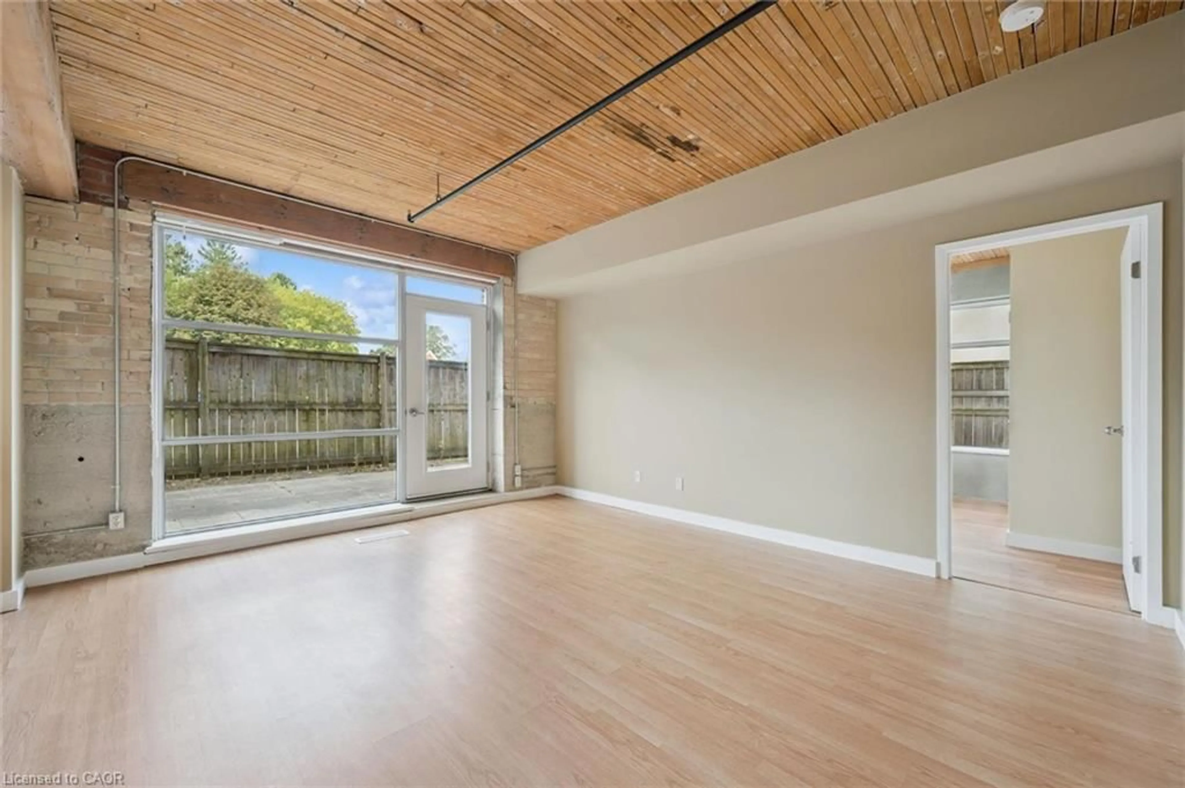 A pic of a room for 120 Mansion St #105, Kitchener Ontario N2H 0A1
