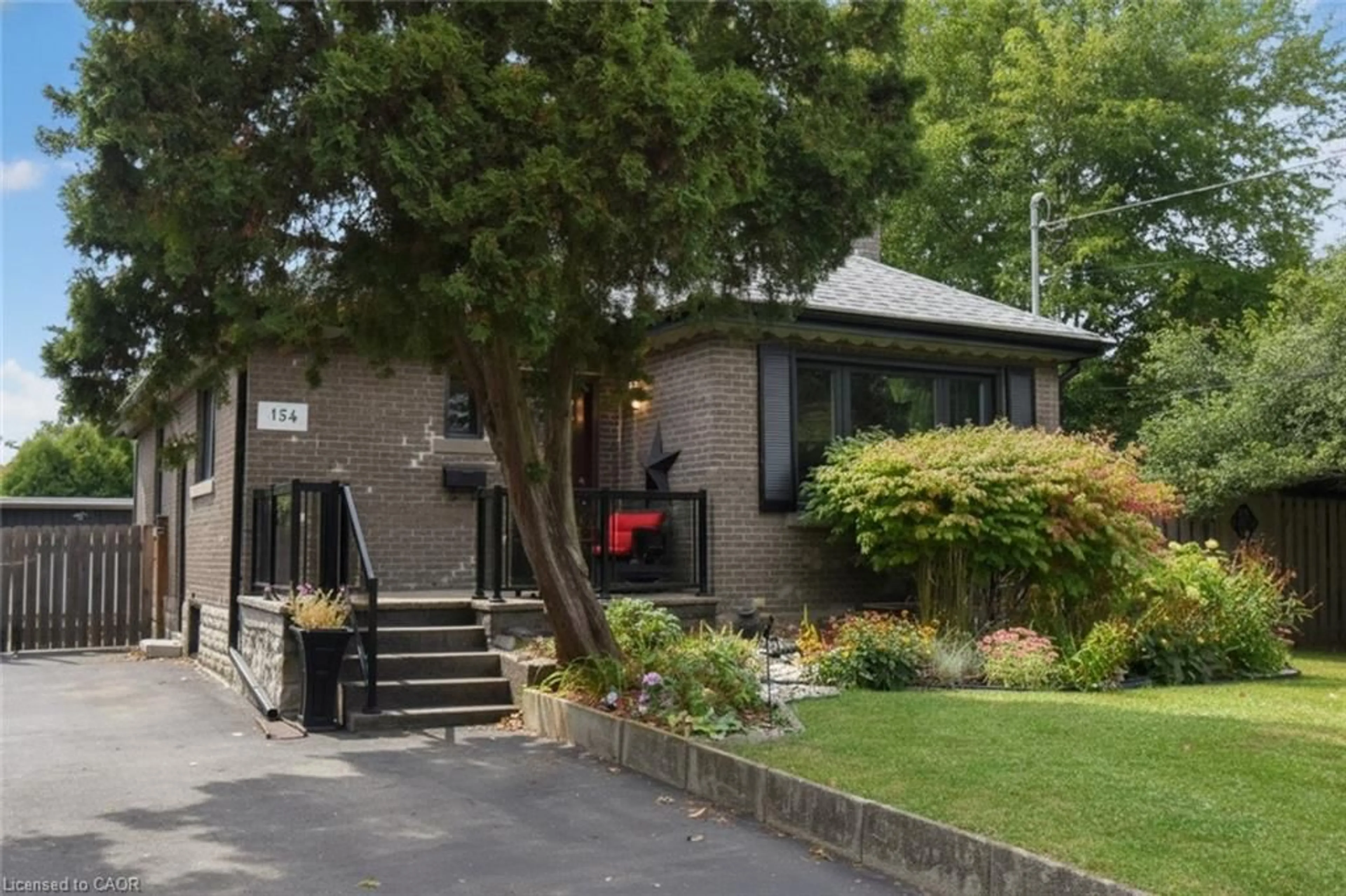 Unknown for 154 Ewen Rd, Hamilton Ontario L8S 3C7