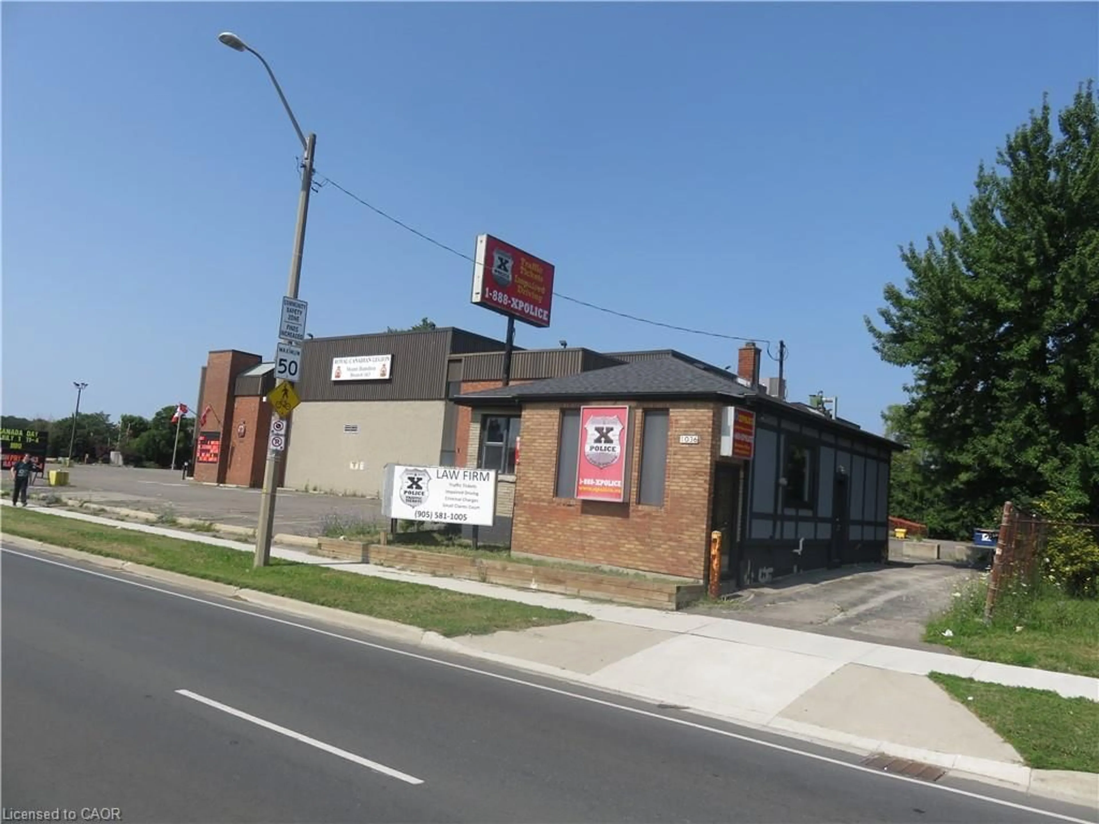Unknown for 1036 Upper Wentworth St, Hamilton Ontario L9A 4V9