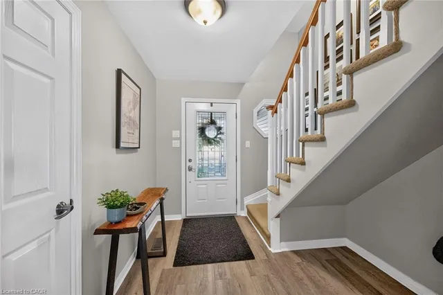 8105 Leeming Rd, Mount Hope 5