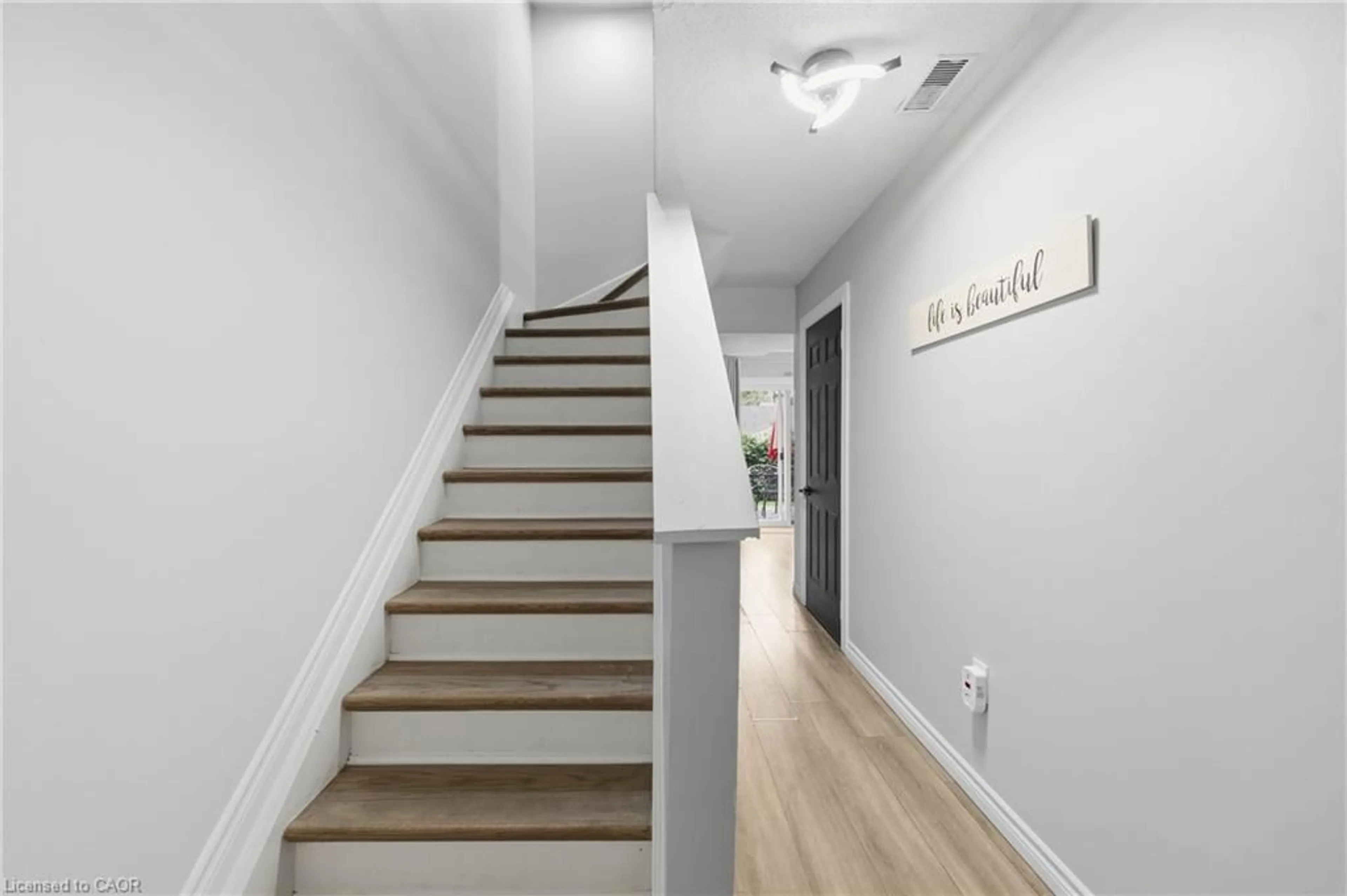 Stairs for 22 Bond St #D, Brantford Ontario N3R 4G5