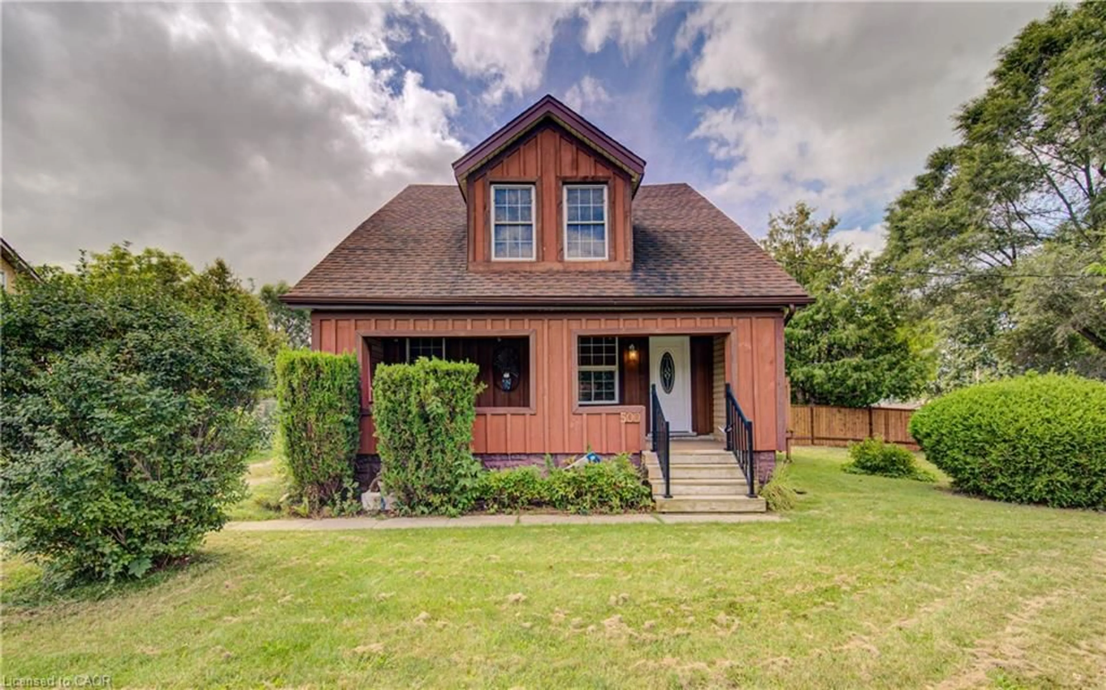Home with brick exterior material, street for 500 Dundas St, Cambridge Ontario N1R 5S2