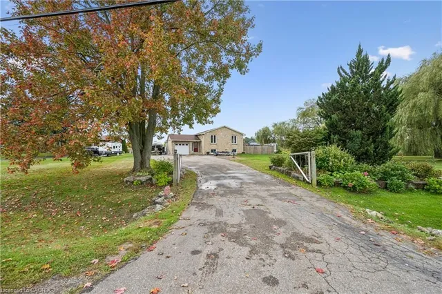 1211 Old Highway 8, Sheffield 4