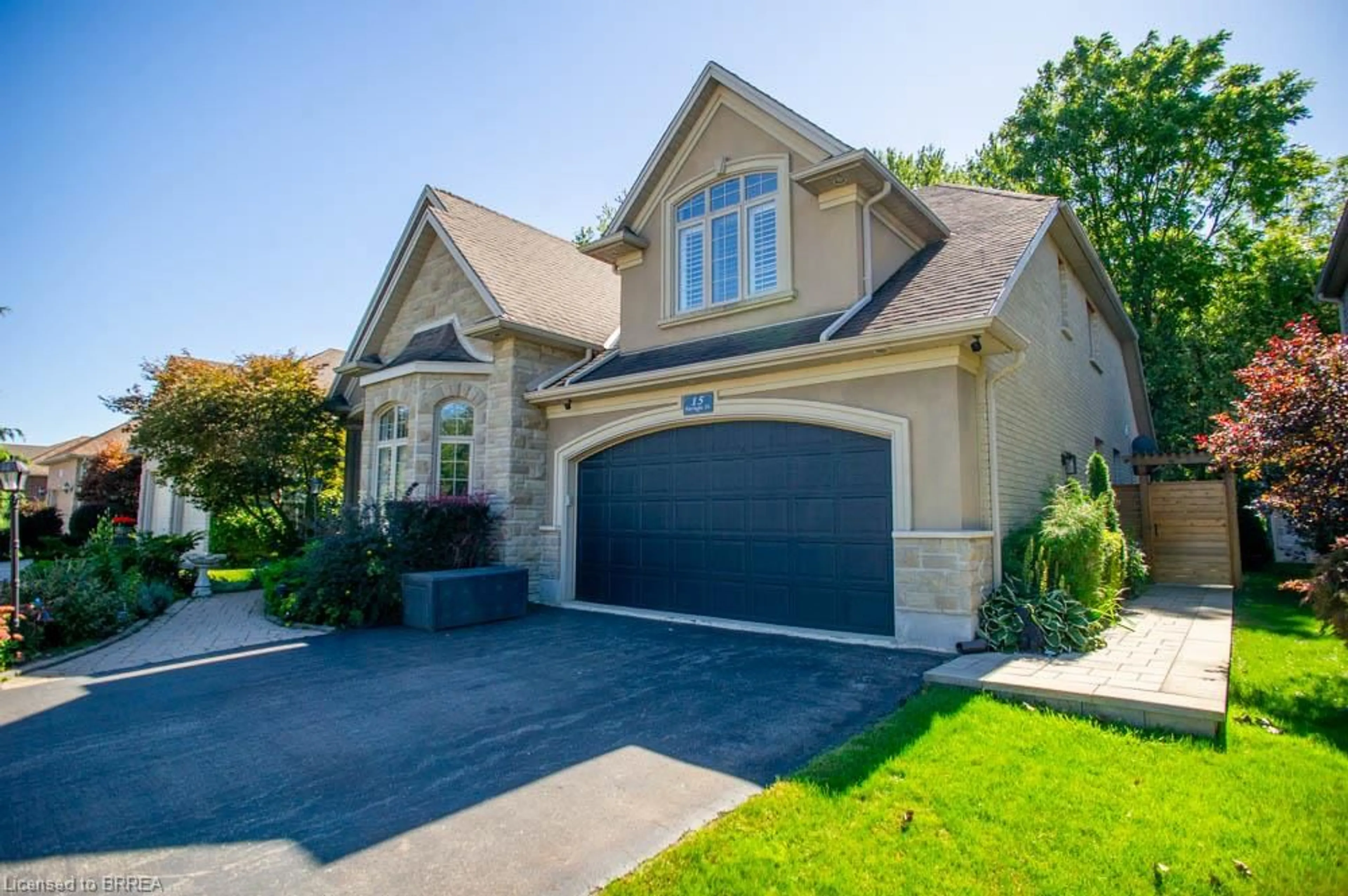 Home with brick exterior material, street for 15 Farrugie St, Paris Ontario N3L 0A8