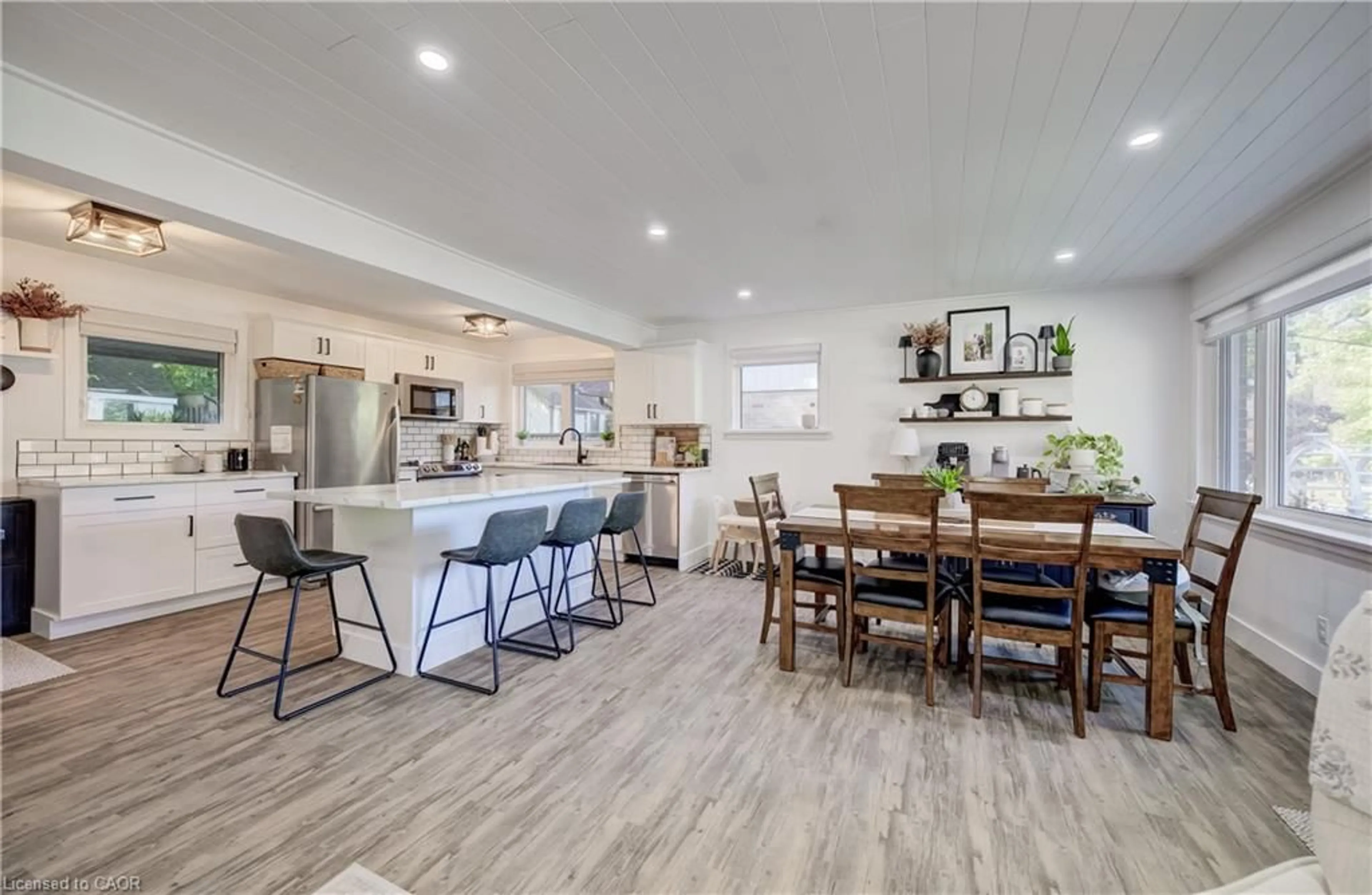 Open concept kitchen, unknown for 560 Waterloo St, Mount Forest Ontario N0G 2L3