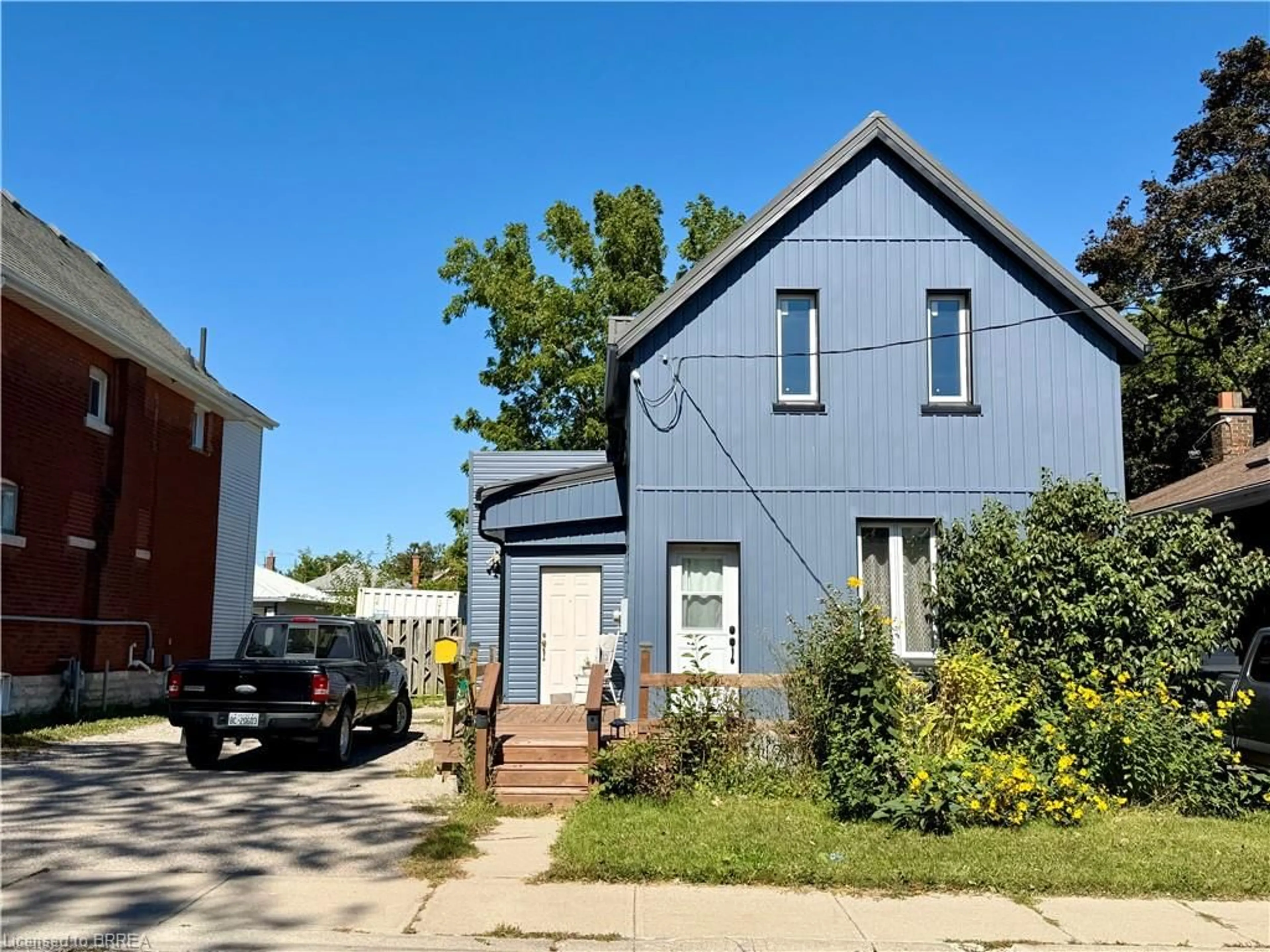 Unknown for 112 Arthur St, Brantford Ontario N3S 3J4
