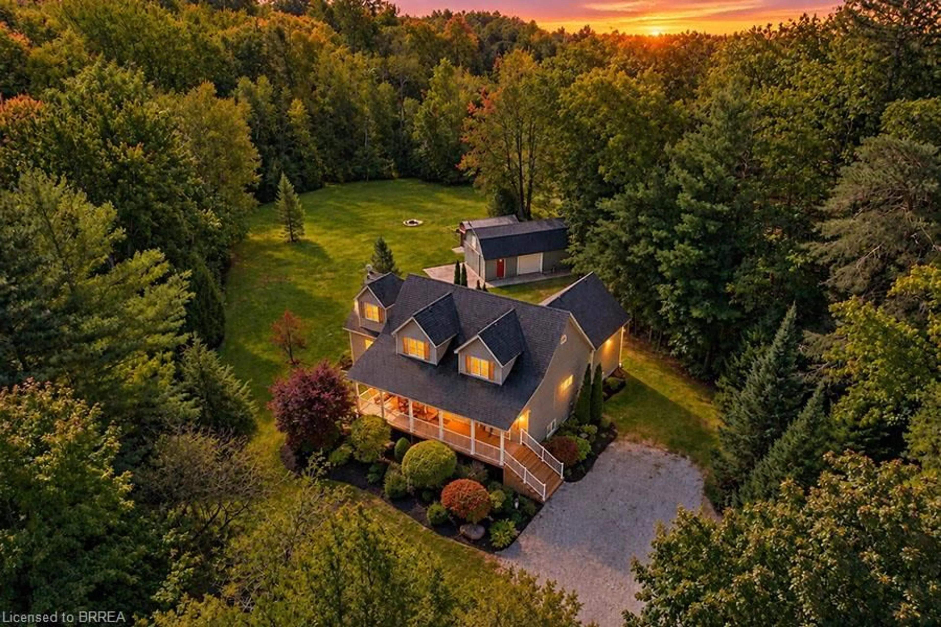 A pic from outside/outdoor area/front of a property/back of a property/a pic from drone, unknown for 1410 Mcdowell Rd, Simcoe Ontario N3Y 4K5