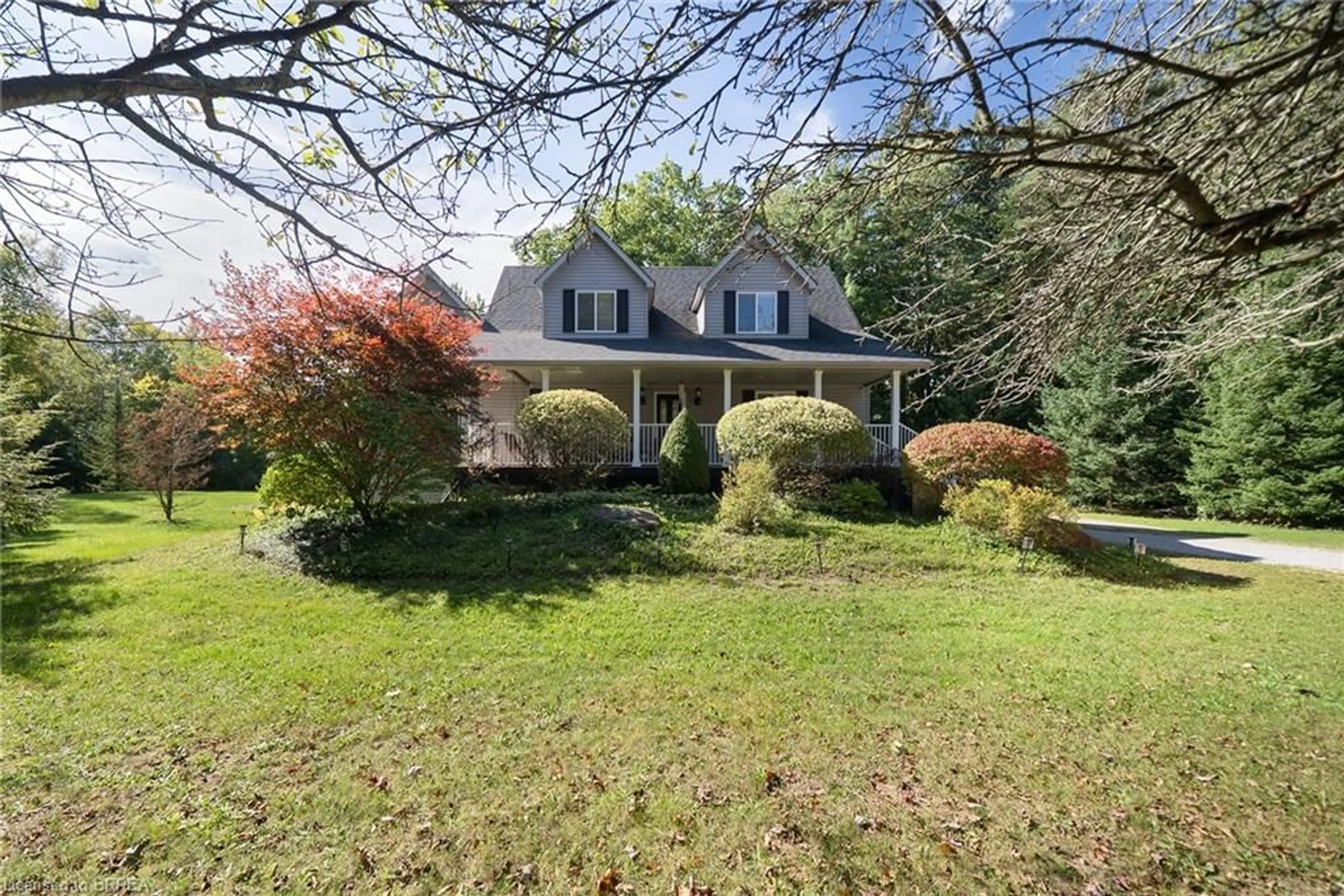 A pic from outside/outdoor area/front of a property/back of a property/a pic from drone, street for 1410 Mcdowell Rd, Simcoe Ontario N3Y 4K5