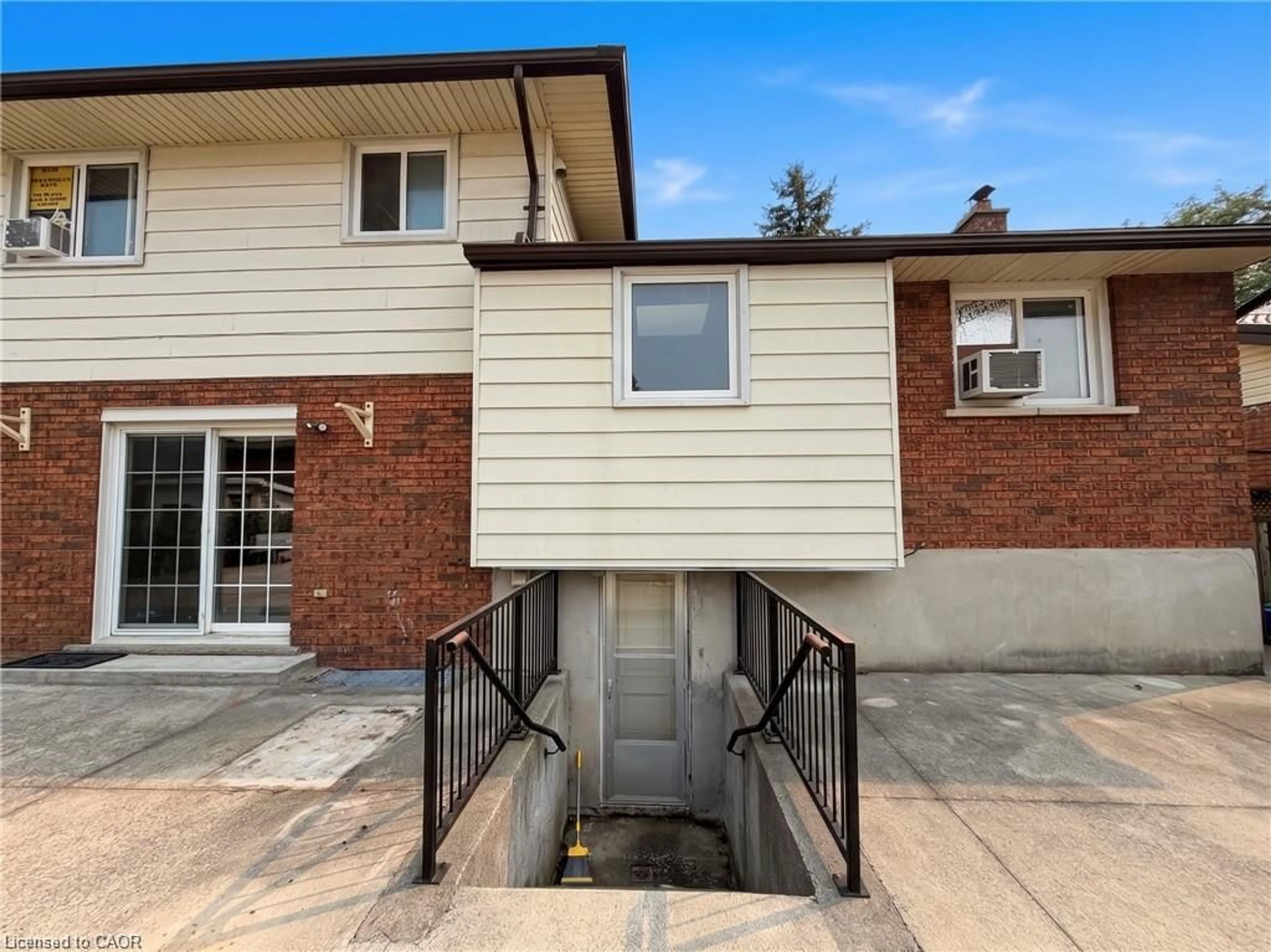 Unknown for 84 Amherst Dr, Kitchener Ontario N2P 1C9