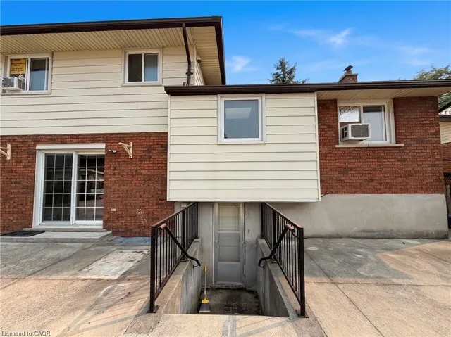 84 Amherst Dr, Kitchener 4