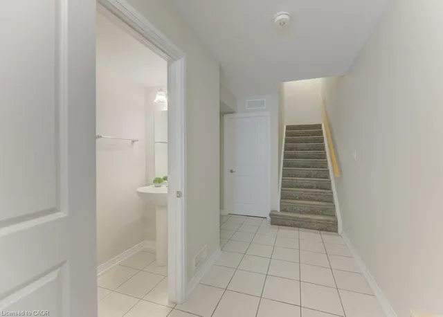 35 Bank Swallow Cres, Kitchener 3