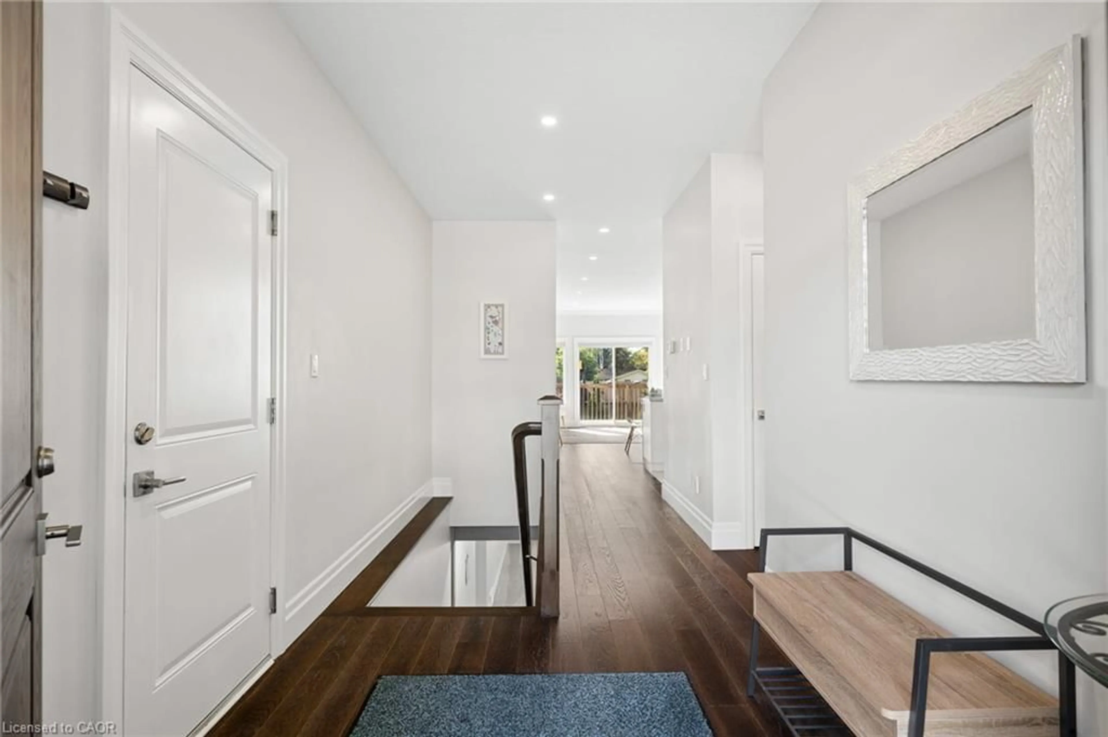 Indoor entryway for 192 Brewery St #18, Baden Ontario N3A 0E7