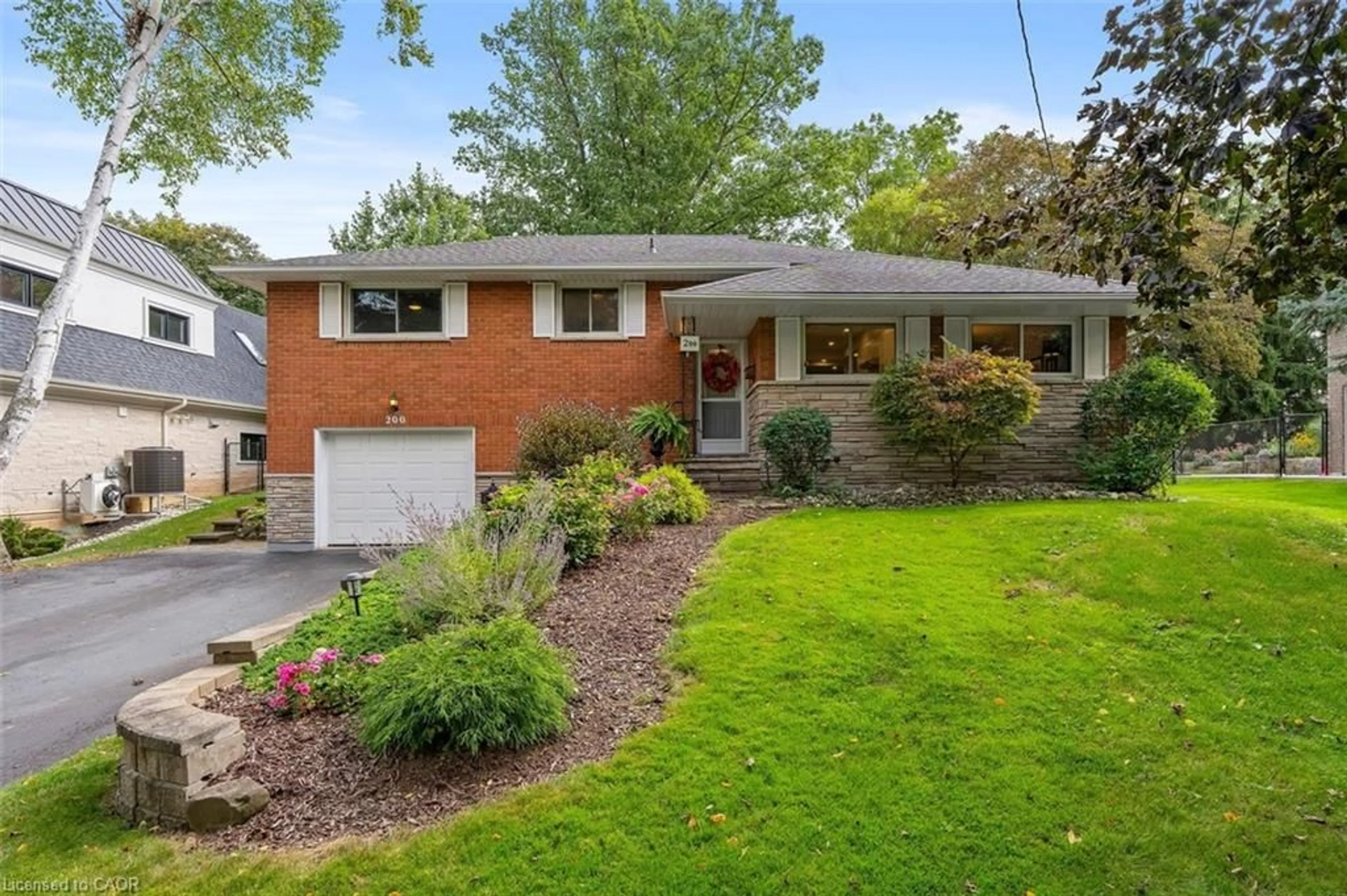 Home with brick exterior material, street for 200 Woodview Cres, Ancaster Ontario L9G 1G2