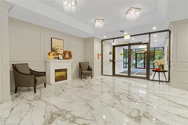 237 King St #402, Cambridge 3