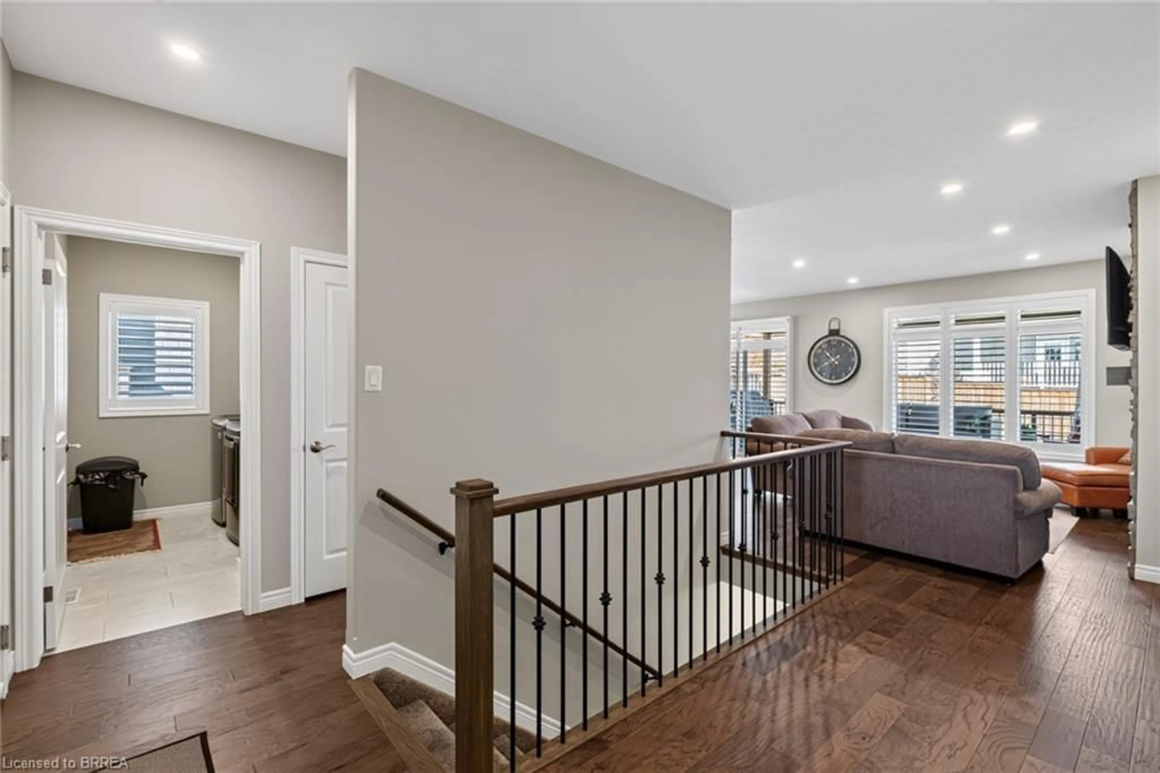 Indoor entryway for 14 Masters Lane, Paris Ontario N3L 0H3
