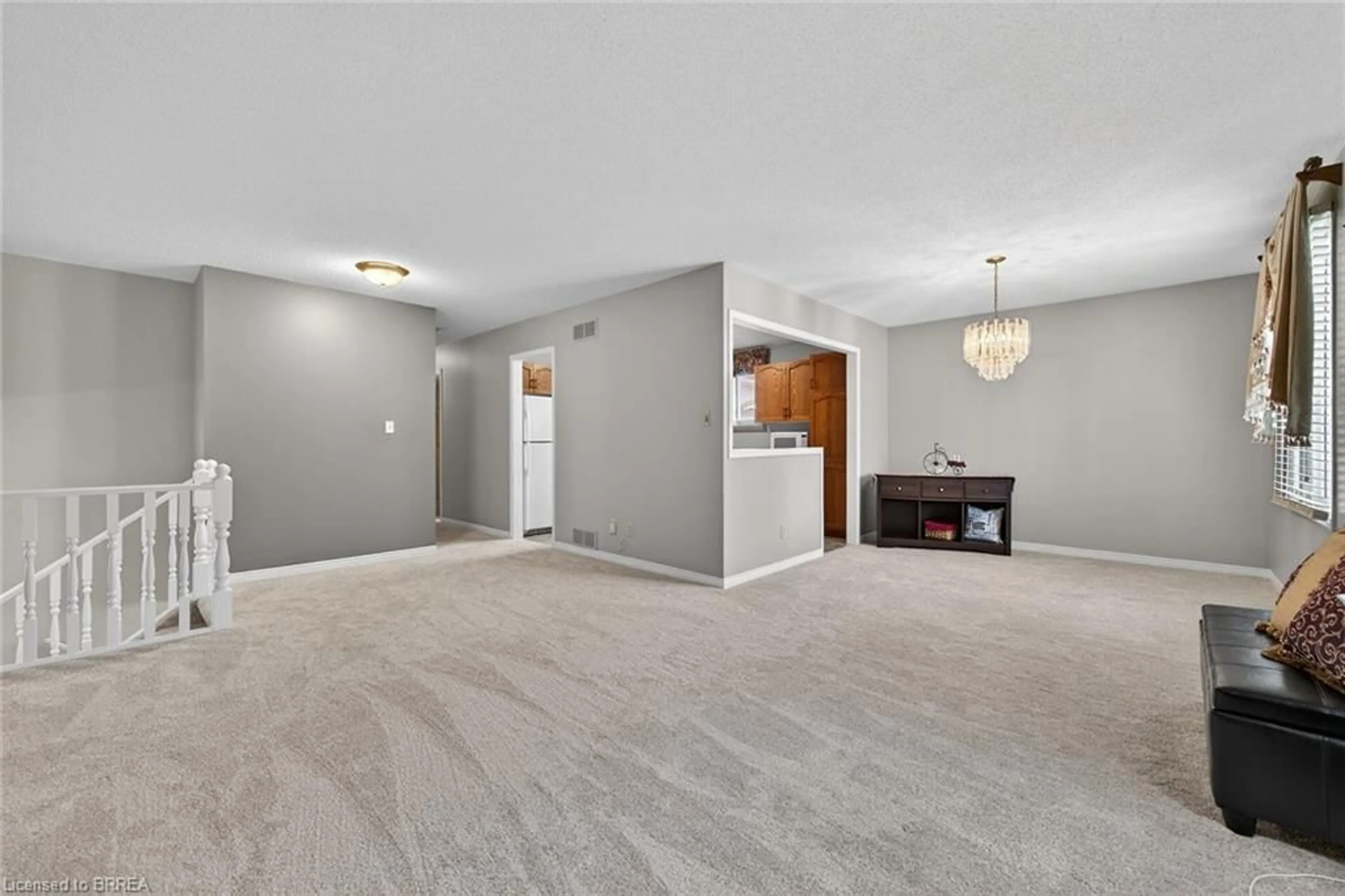 A pic of a room for 104 Viscount Road, Brantford Ontario N3P 1Y6