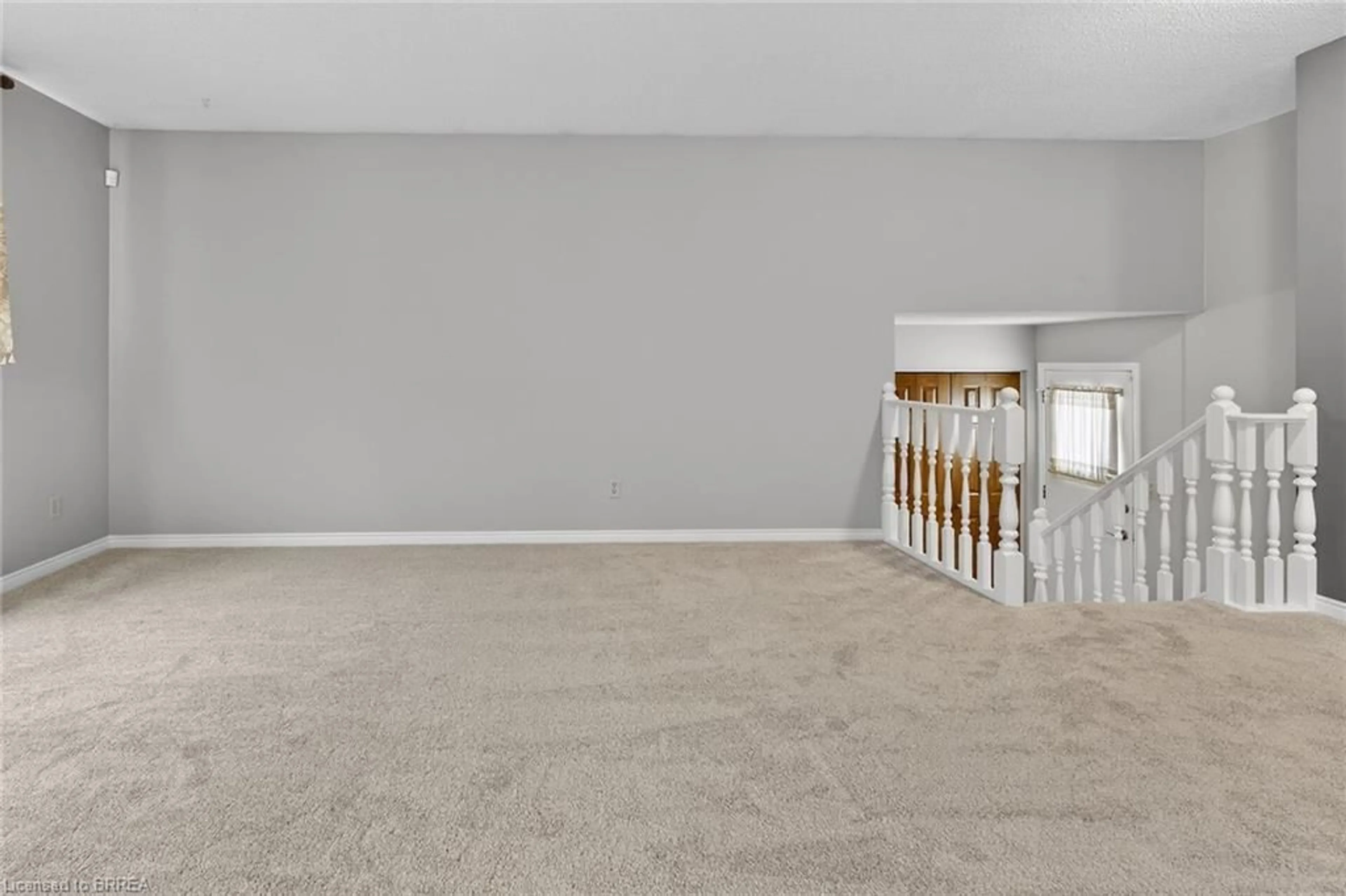 Unknown for 104 Viscount Road, Brantford Ontario N3P 1Y6