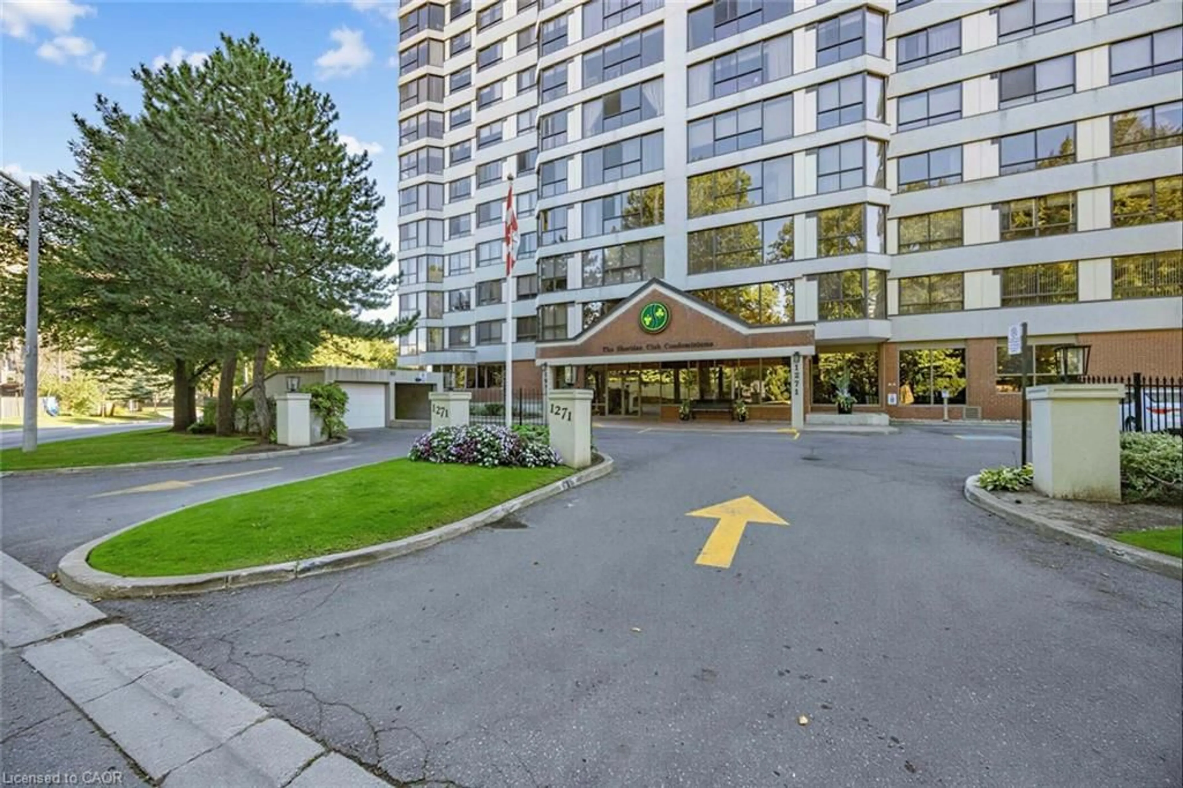 Indoor foyer for 1271 Walden Cir #PH306, Mississauga Ontario L5J 4R4