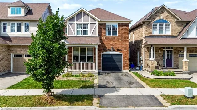 573 Attenborough Terr, Milton 2