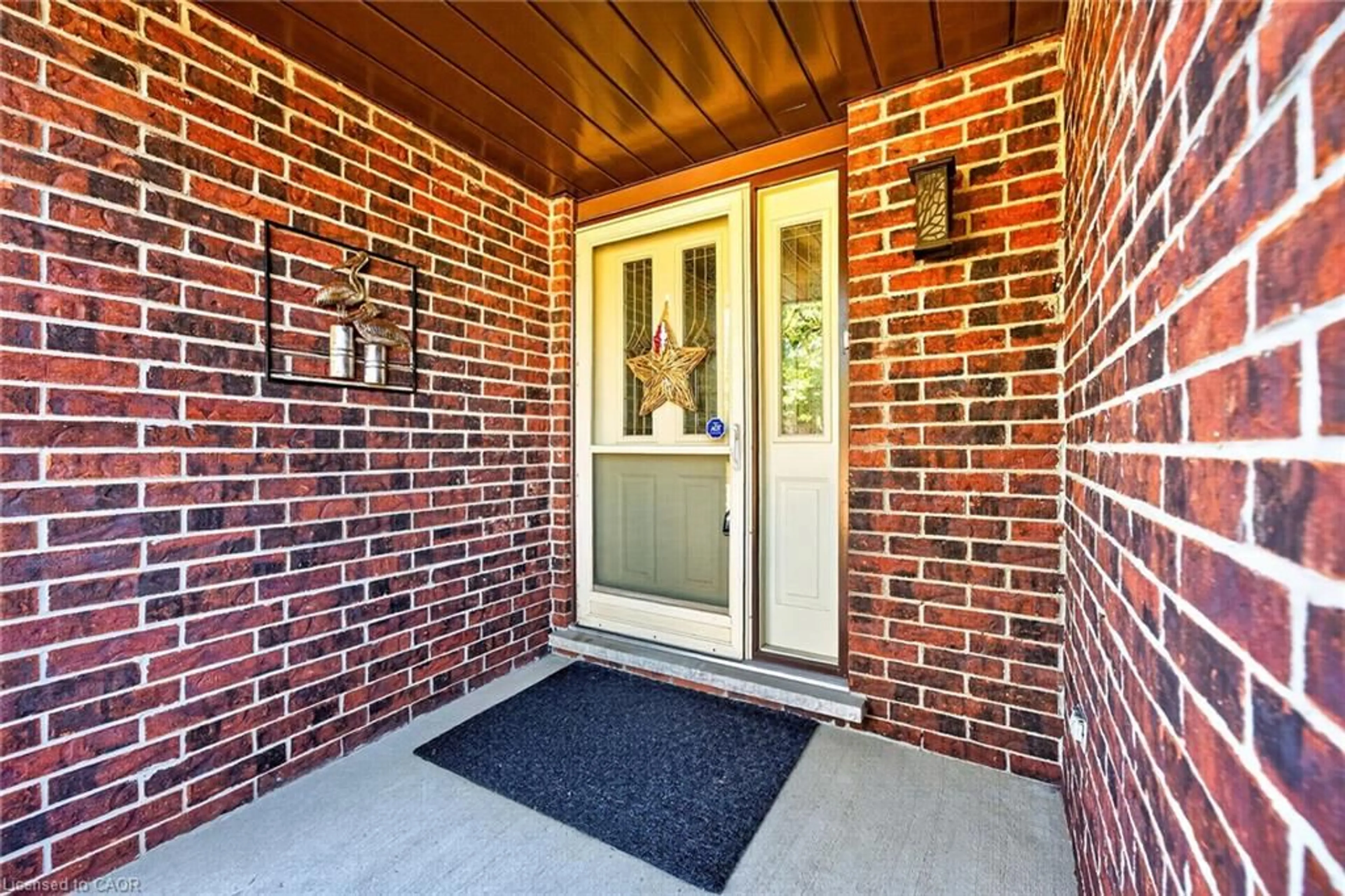 Home with brick exterior material, street for 461 Eaglewood Dr, Hamilton Ontario L8W 2T1