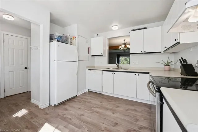 26 Poplar Dr #39, Cambridge 5