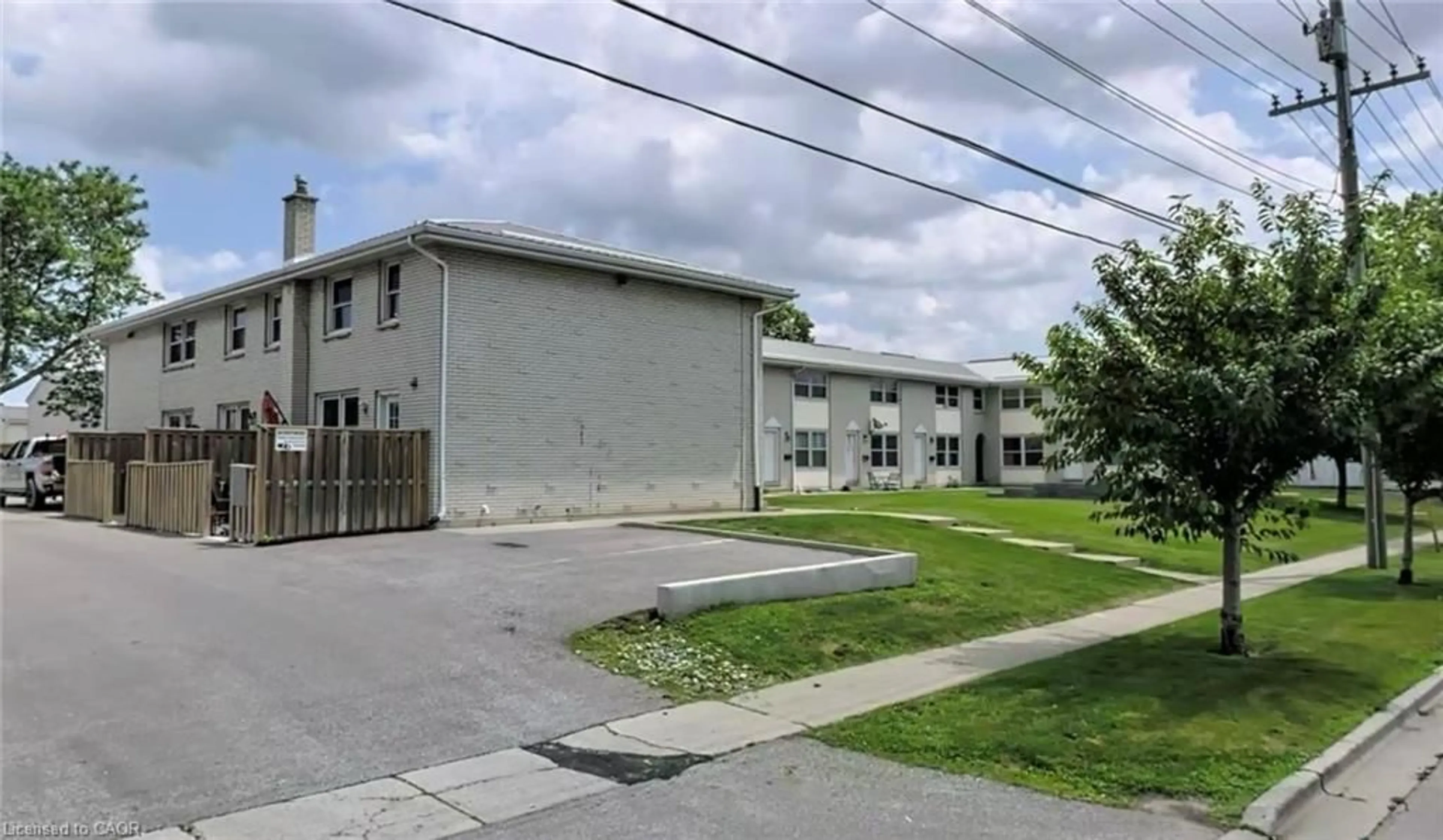 Unknown for 716 Indian Rd, Sarnia Ontario N7T 7H1