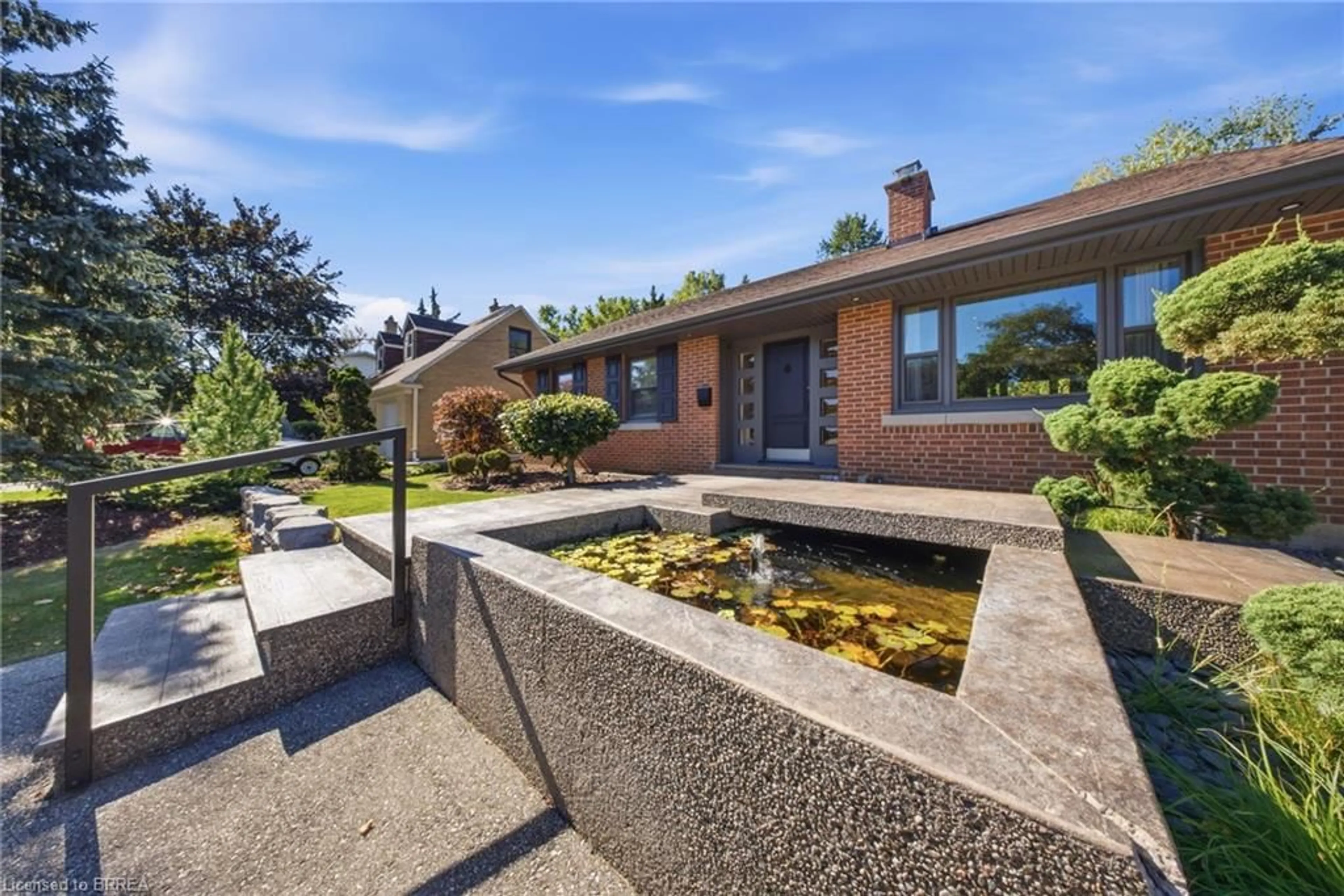 Home with brick exterior material, water/lake/river/ocean view for 16 Hiram Rd, Paris Ontario N3L 2P8