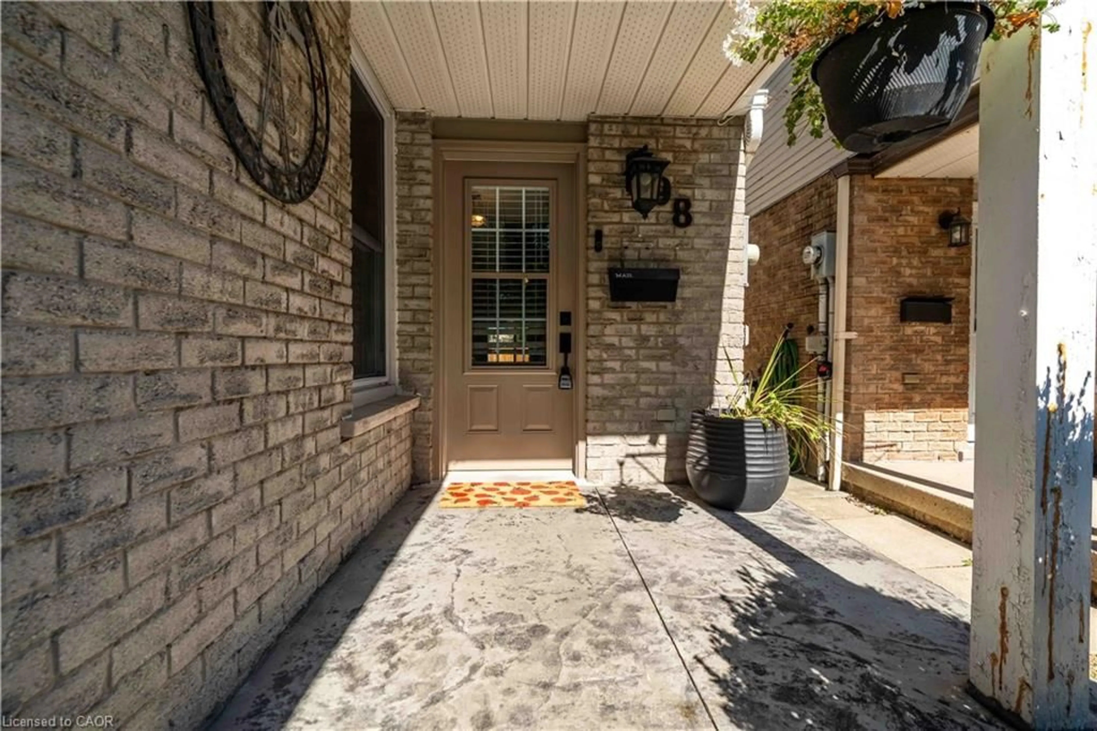 Home with brick exterior material, street for 98 Memorial Ave, Stoney Creek Ontario L8G 4C7