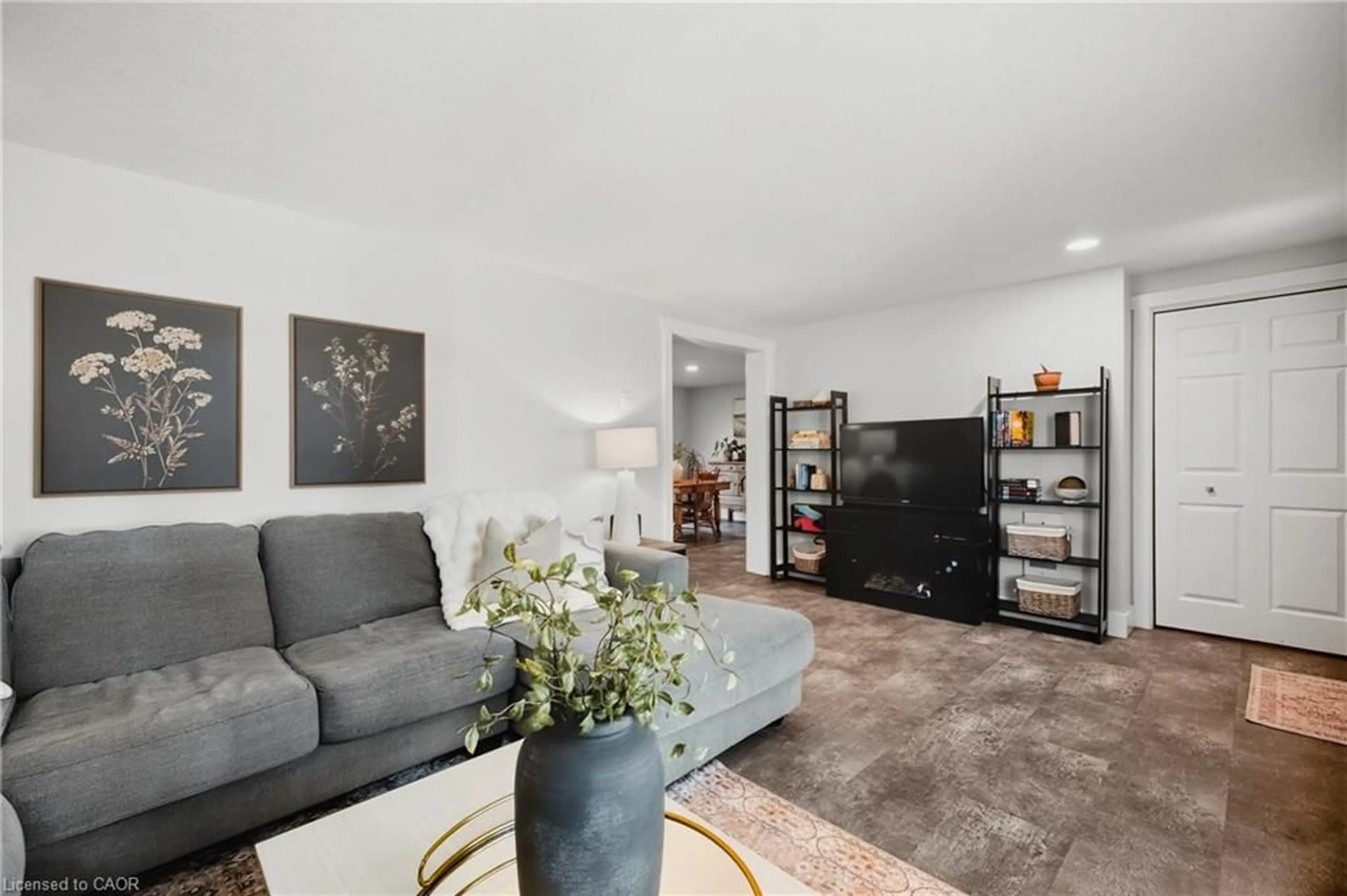 Living room with furniture, unknown for 1065 Howick St, Wroxeter Ontario N0G 2X0